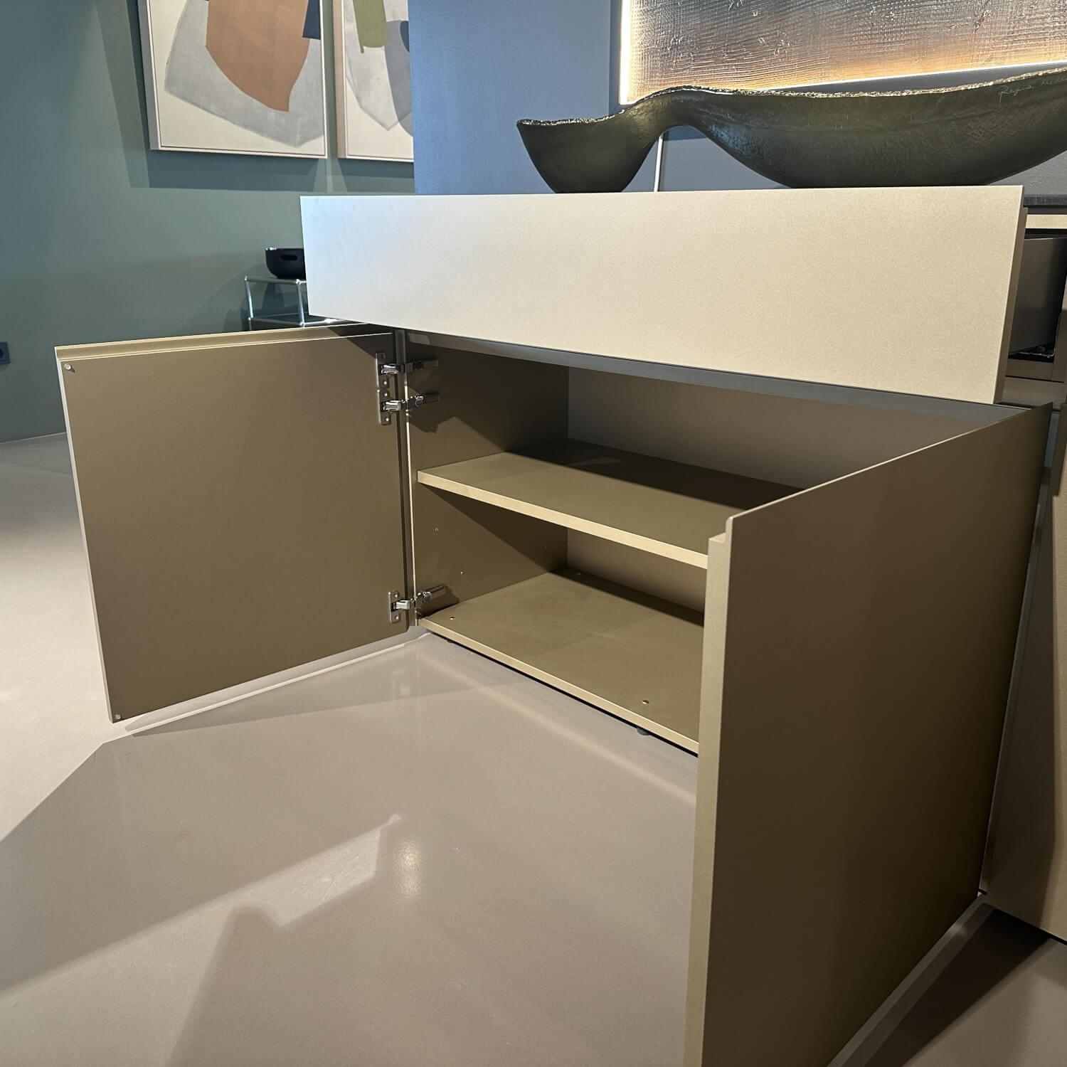Interlübke - Sideboard Just Cube Cold Lack Gold Metallic M09 Gold Abdeckplatte Stein Quarz Tropical Storm 064 Schwarz Weiß - 3