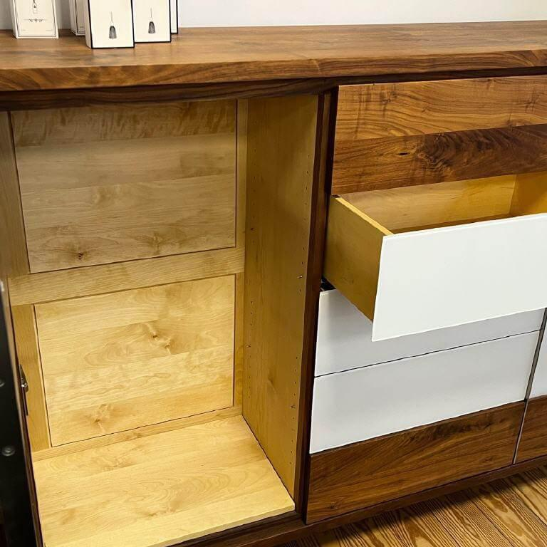 Scholtissek - Kommode Varus Ast Nussbaum Glas Optiwhite Matt - 11