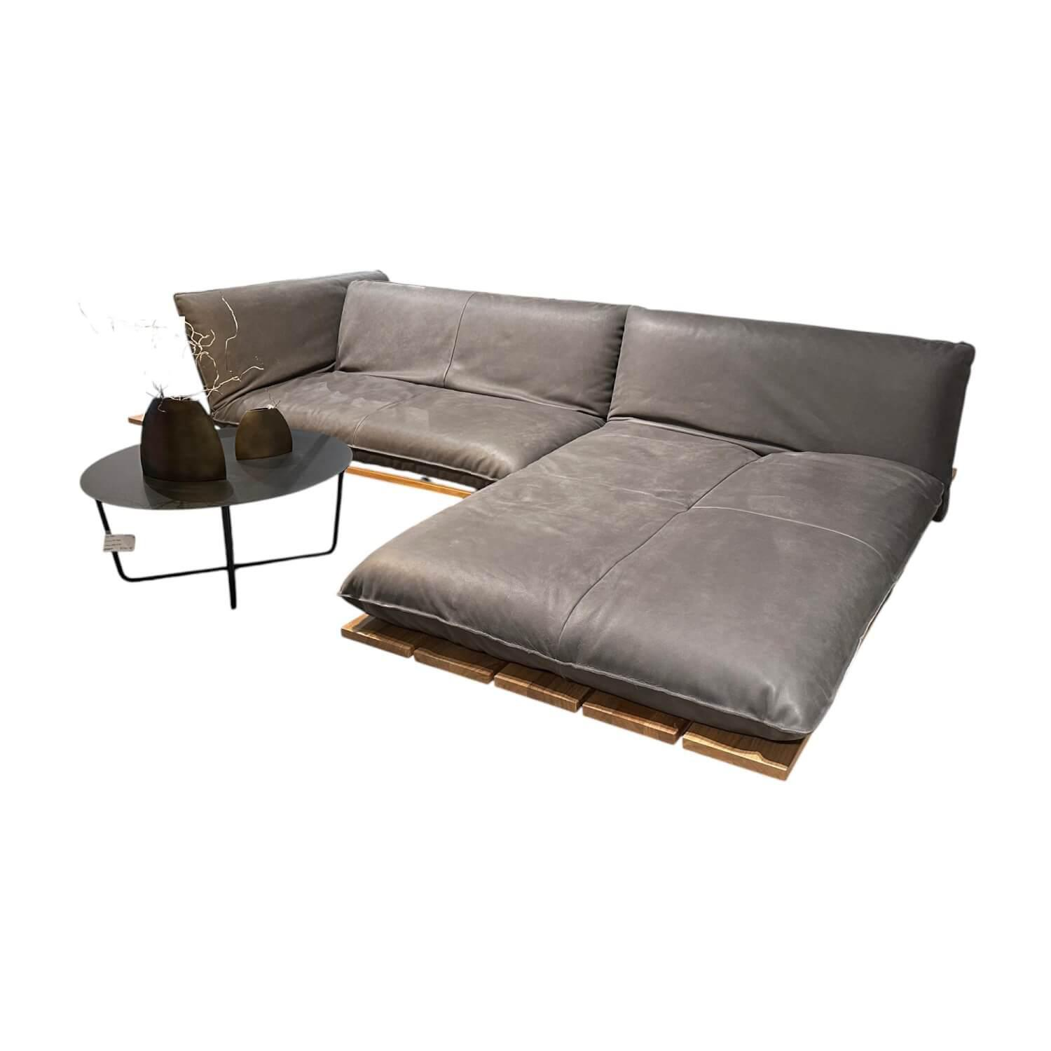 Bullfrog - Ecksofa Akito Leder Oasis 2100 Elefant 63 Grau Plateau Wildeiche Öl Winkelstahlfuß Schwarz Pulverbeschichtet - 1