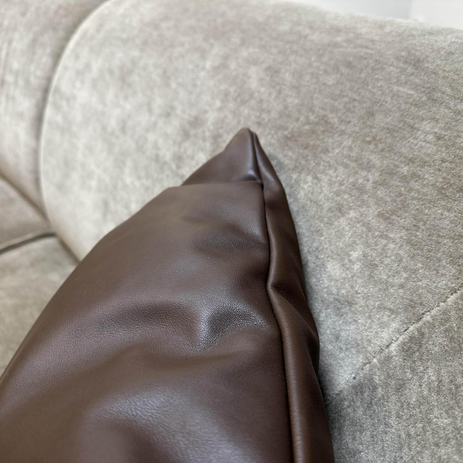 Bielefelder Werkstätten - Sofa Nimbo Stoff Savoy BW 1792-323 Taupe mit 3 Kissen - 8