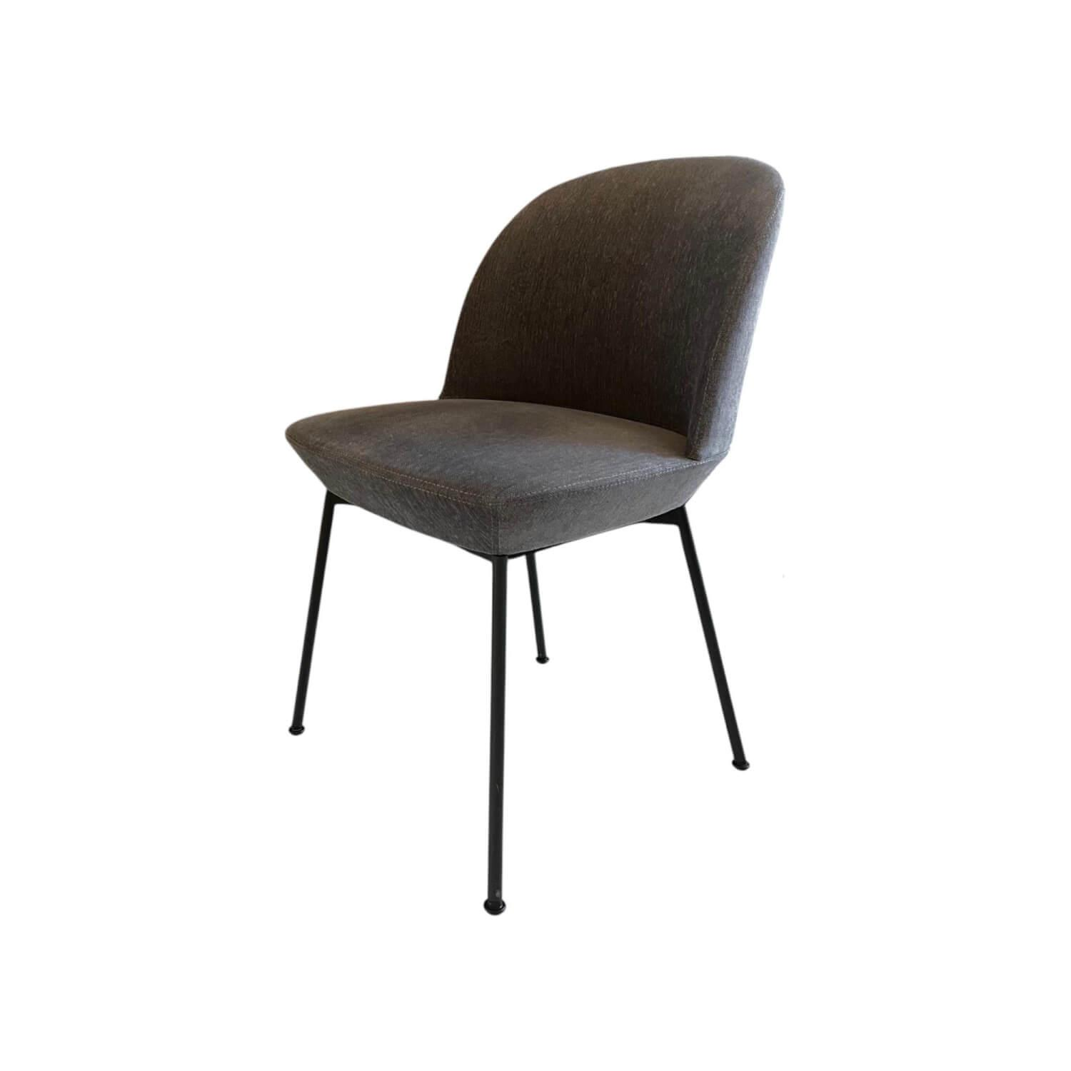Muuto - Stuhl Oslo Side Chair Stoff Kvadrat Still Grau Gestell Metall Schwarz - 1