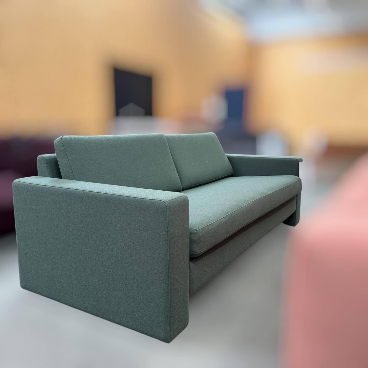 COR - Sofa Conseta Stoff 9727 Tanne Grün Bodenfrei Mit Filzgelitern - 4