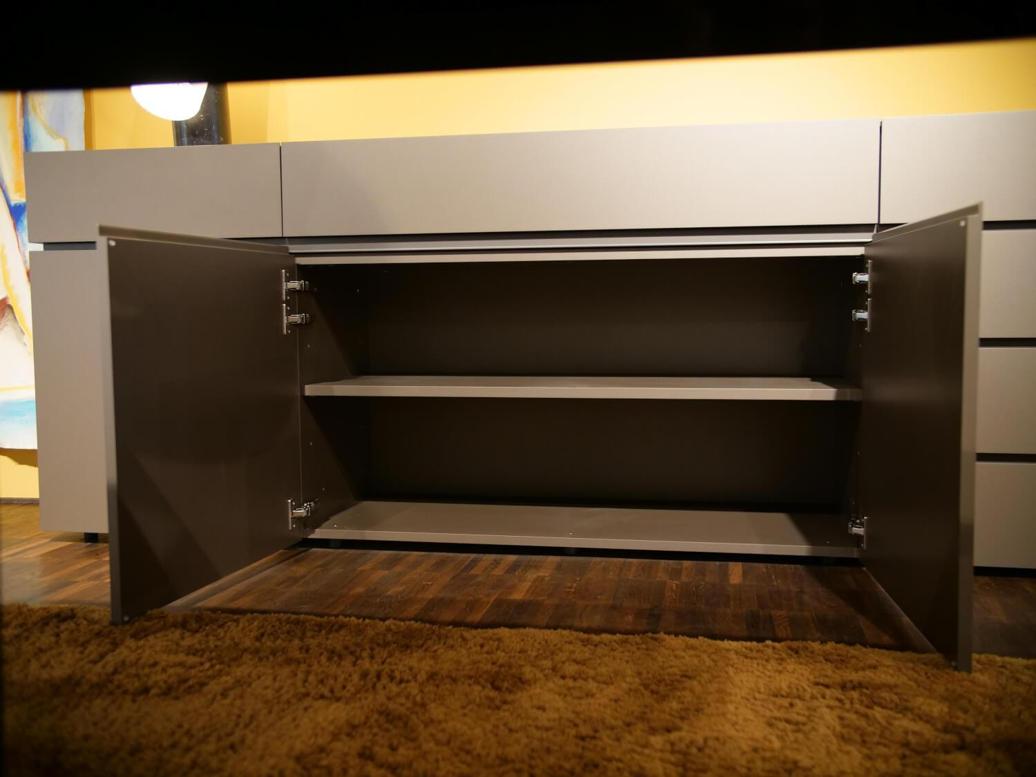 Interlübke - Sideboard Cube Bold lacquer M10 Bronze Metallic And lacquer M16 Elephant - 2