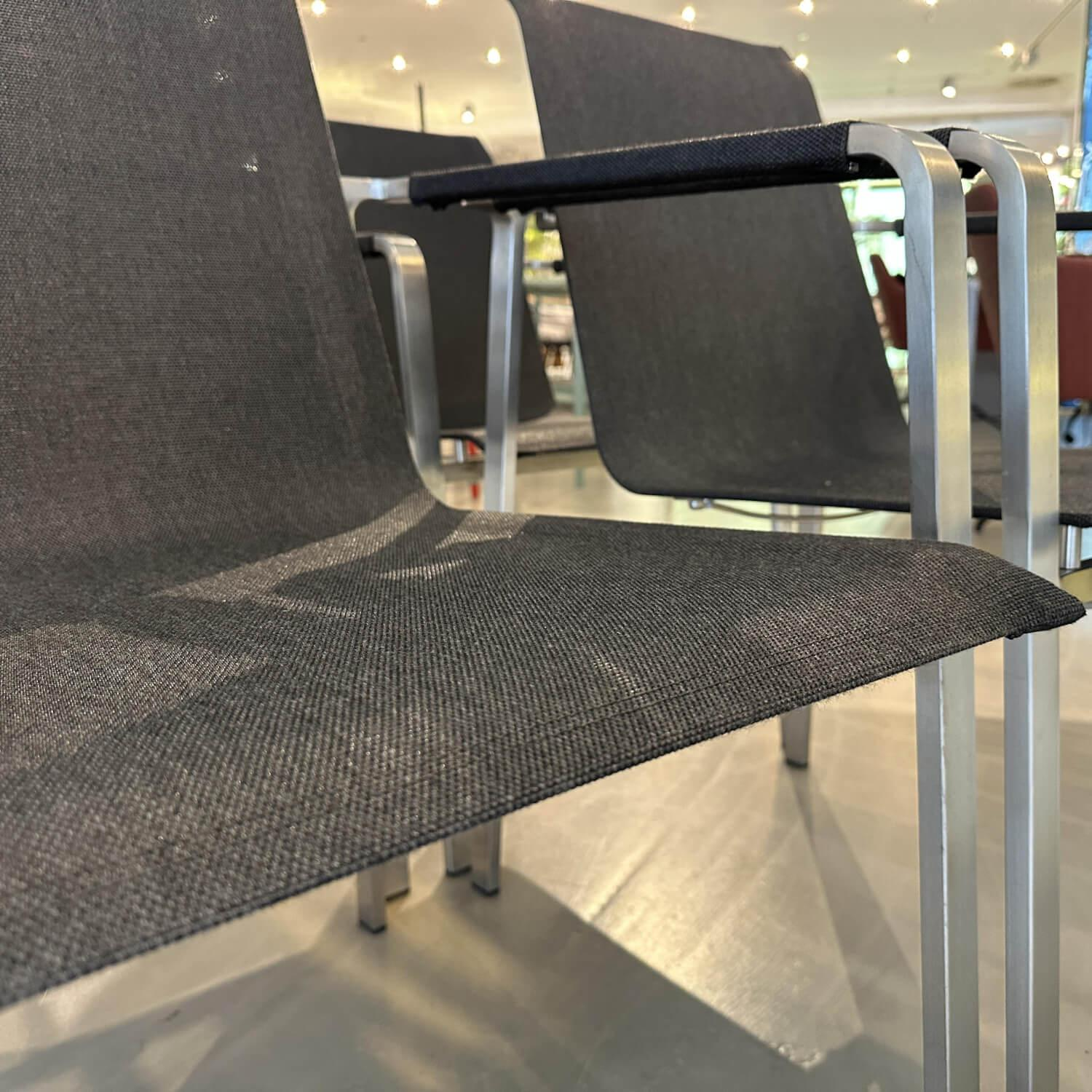 Solpuri - 6er Set Stapelsessel Jazz Bespannung Softex Gewebe Coal Schwarz Grau Gestell Edelstahl - 4