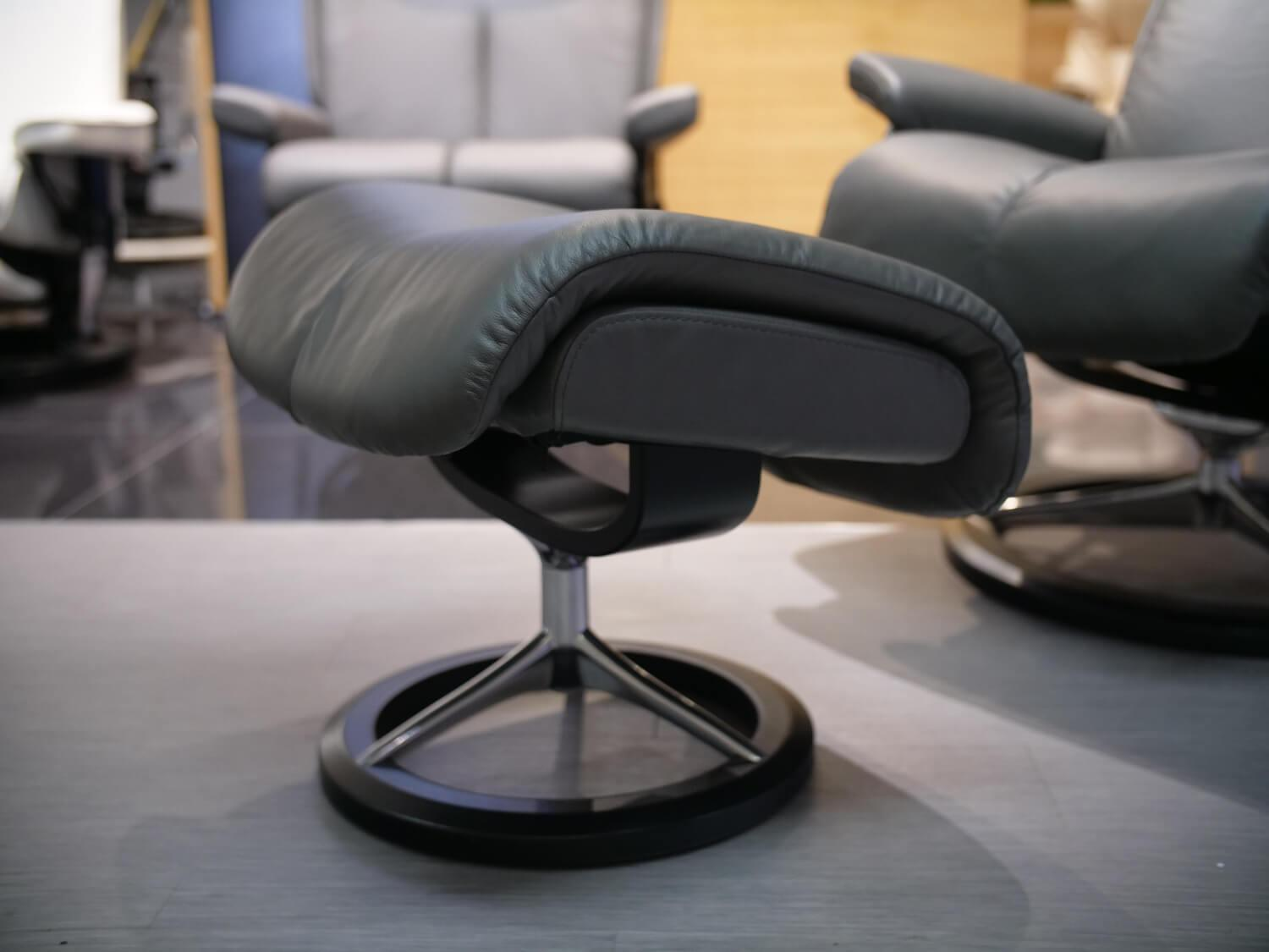 Stressless - Sessel Mit Hocker Magic M Leder 094 Paloma 16 Dunkelgrau Untergestell Signature Metall Holzfarbe 05 Schwarz Gebeizt - 6