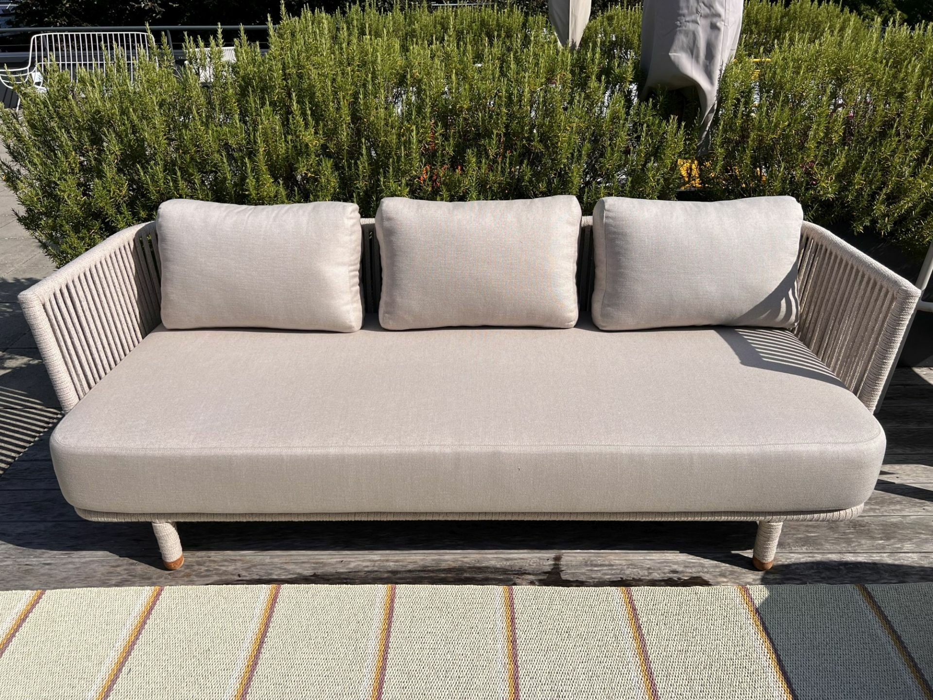 Cane Line - Sofa Moments Stoff Cane Line AirTouch Sand Beige Rahmen Cane Line Rope Sand Beige - 4
