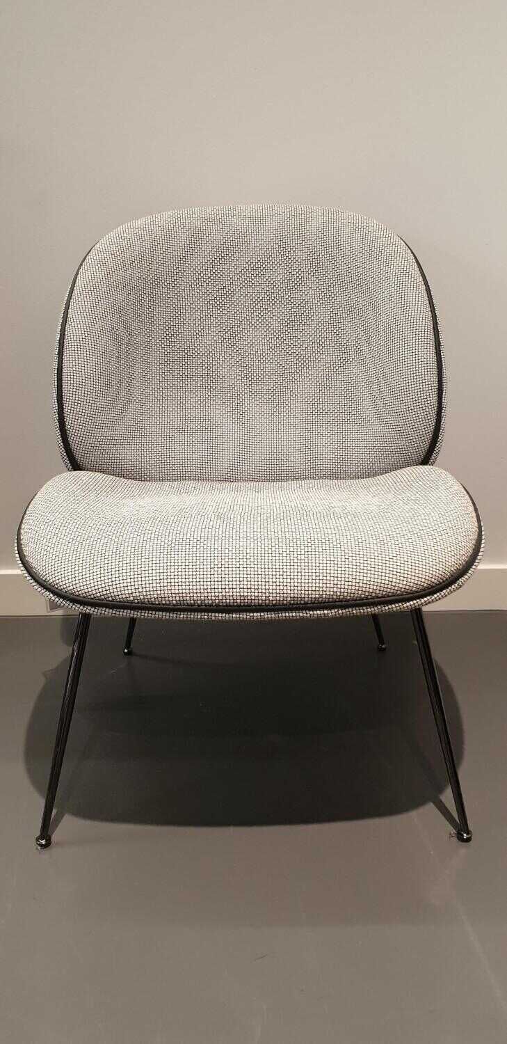 gubi-loungechair-beetle-stoff-4-kvadrat-colline-5bd5aca9c377pxAi73iFXi3AI Gubi - Loungechair Beetle Stoff 4 Kvadrat Colline - 2
