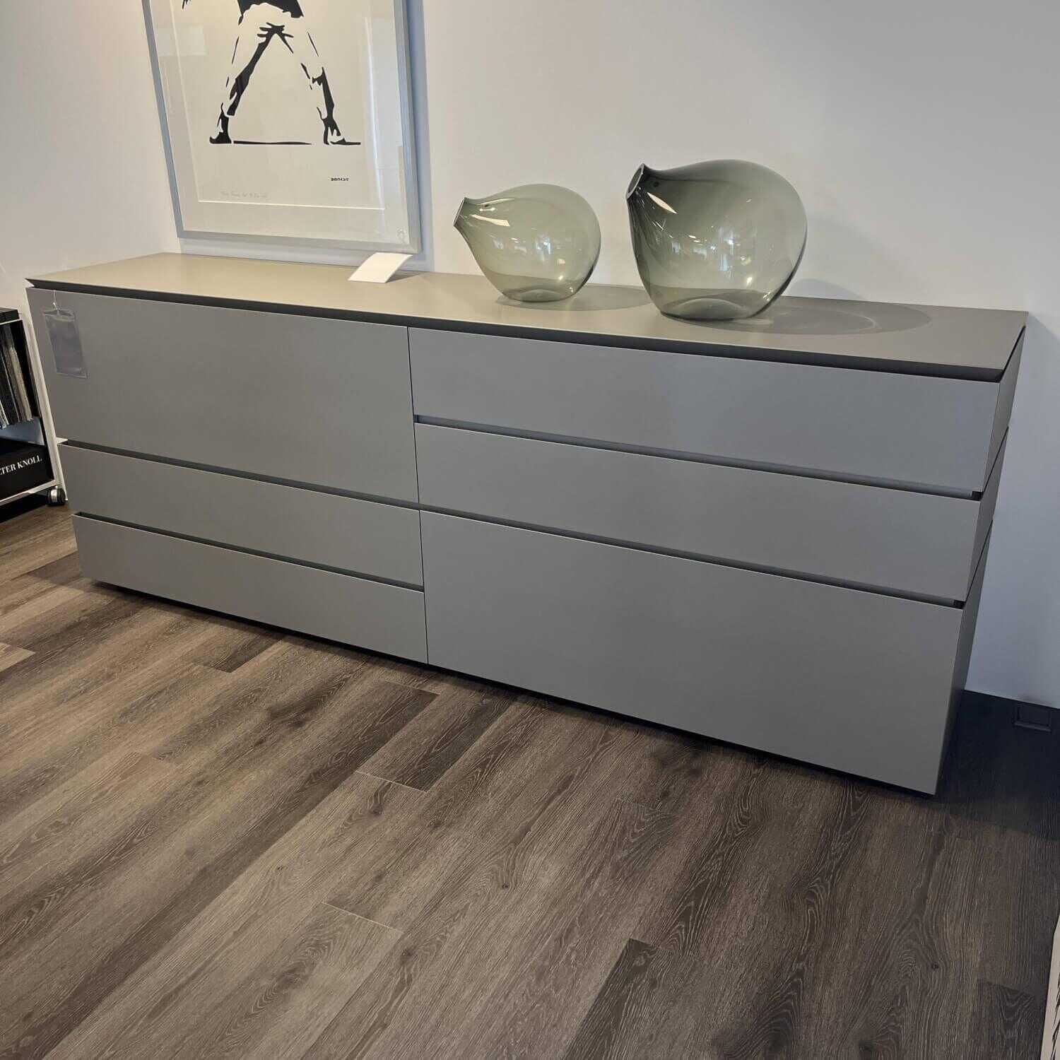 Interlübke - Sideboard just Cube Bold Lack Silbergrau Metallic M11 - 1