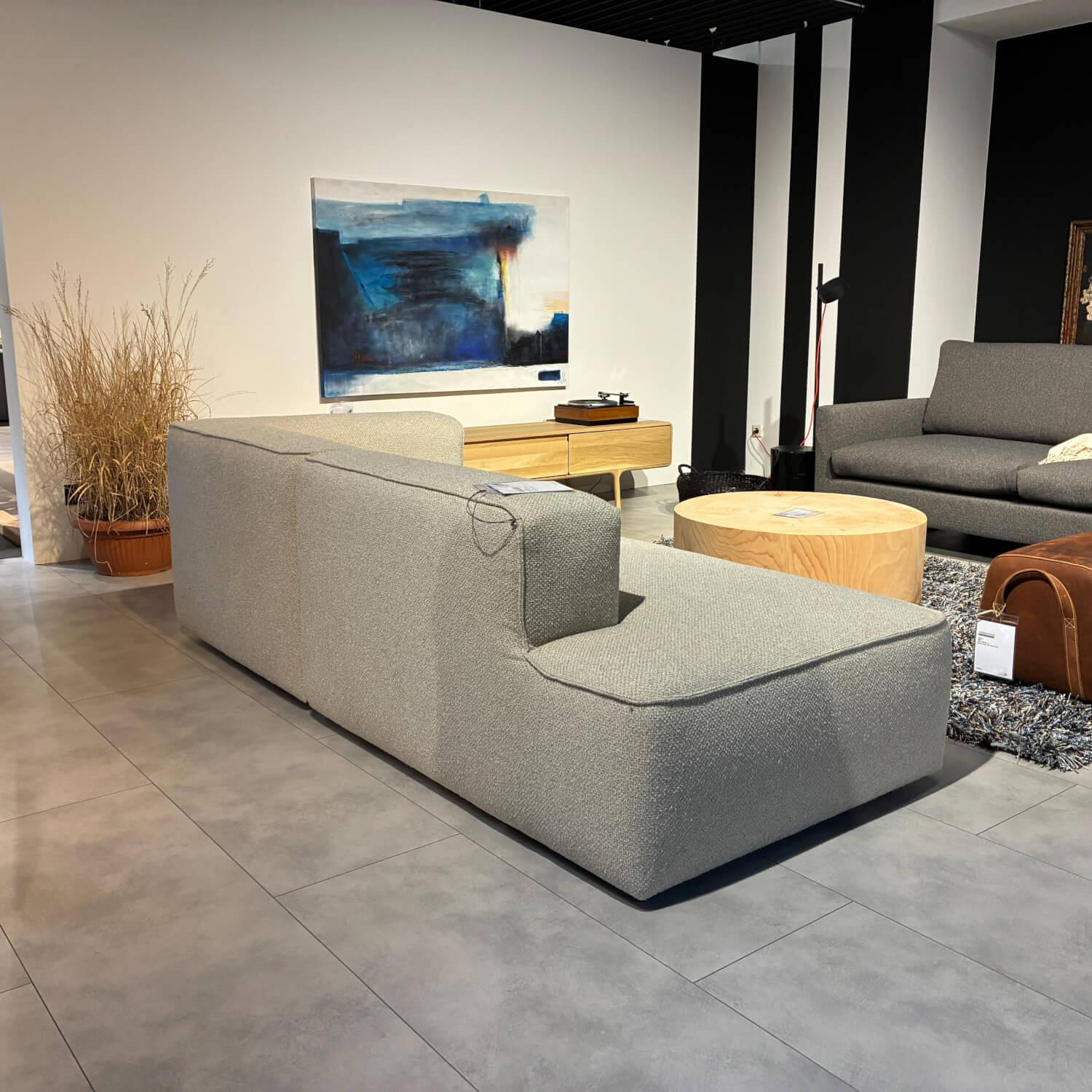 Blomus - Sofa Tasi 669 Stoff Socia Kuon Desert Grau Beige Füße Kunststoff Schwarz - 3