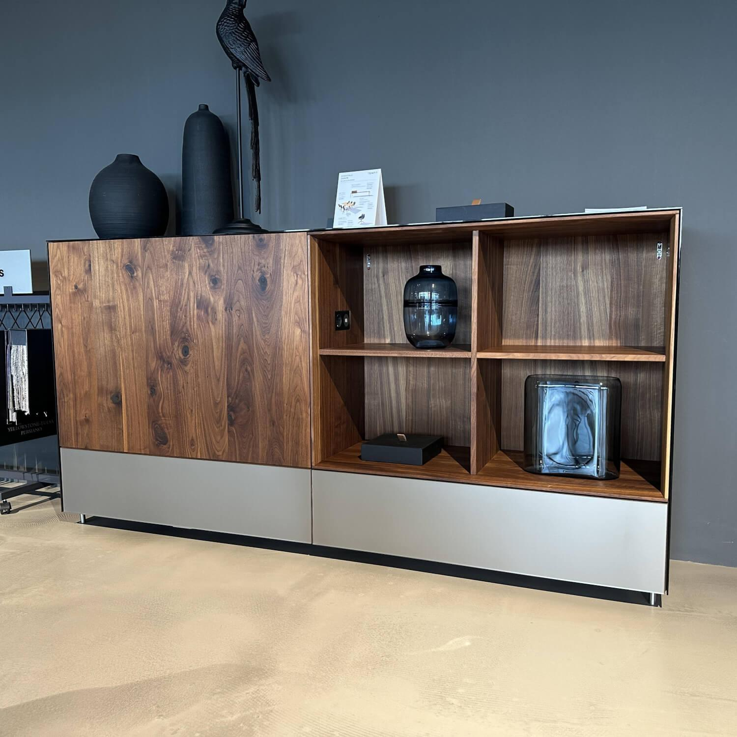 Team 7 - Anrichte Cubus Pure Nussbaum Naturöl Mit Farbglas Bronze Matt - 2