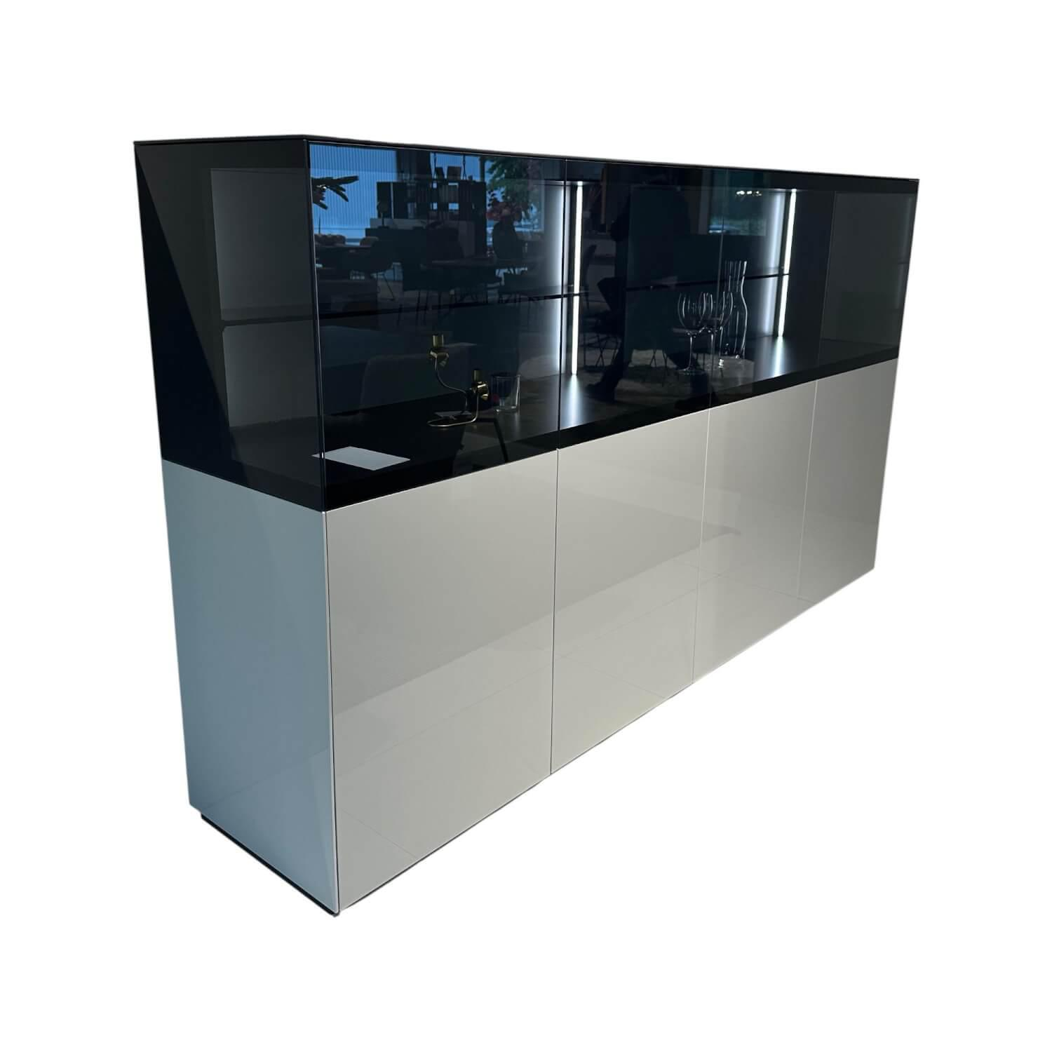 Kettnaker - Vitrine Soma Türen Grauglas Schwarz Korpus Lack Steingrau Grau - 1
