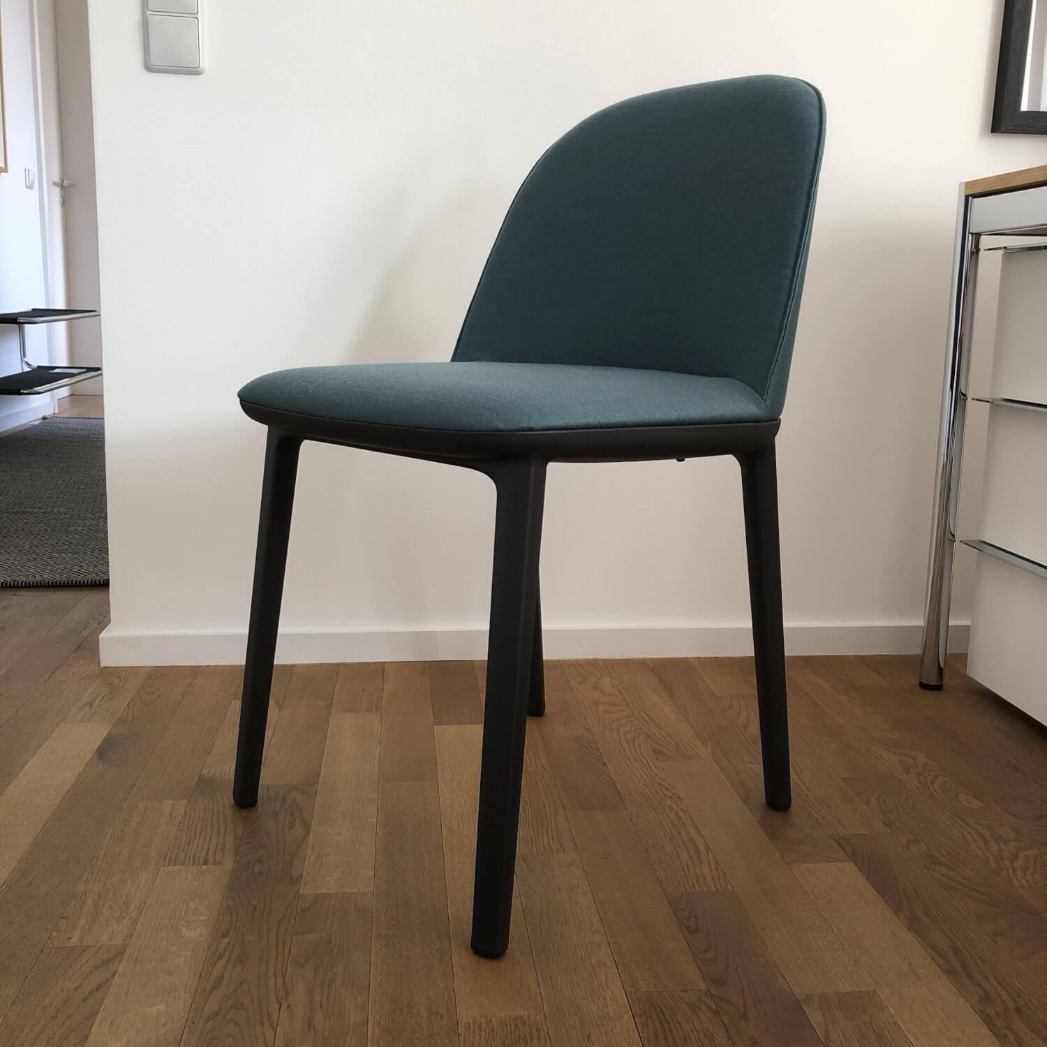 Vitra - Stuhl Softshell Side Chair Stoff Aura Stahlblau - 6