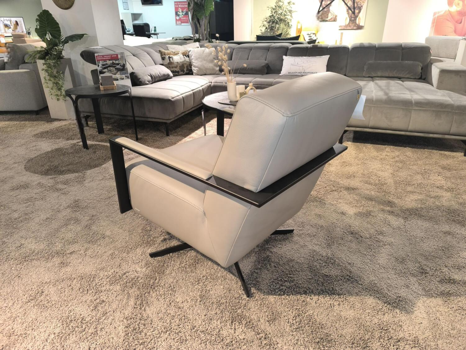 Koinor - Sessel Jadon Leder B Bull Nebbia Grau Armteil Und Drehkreuz Schwarz Matt - 5