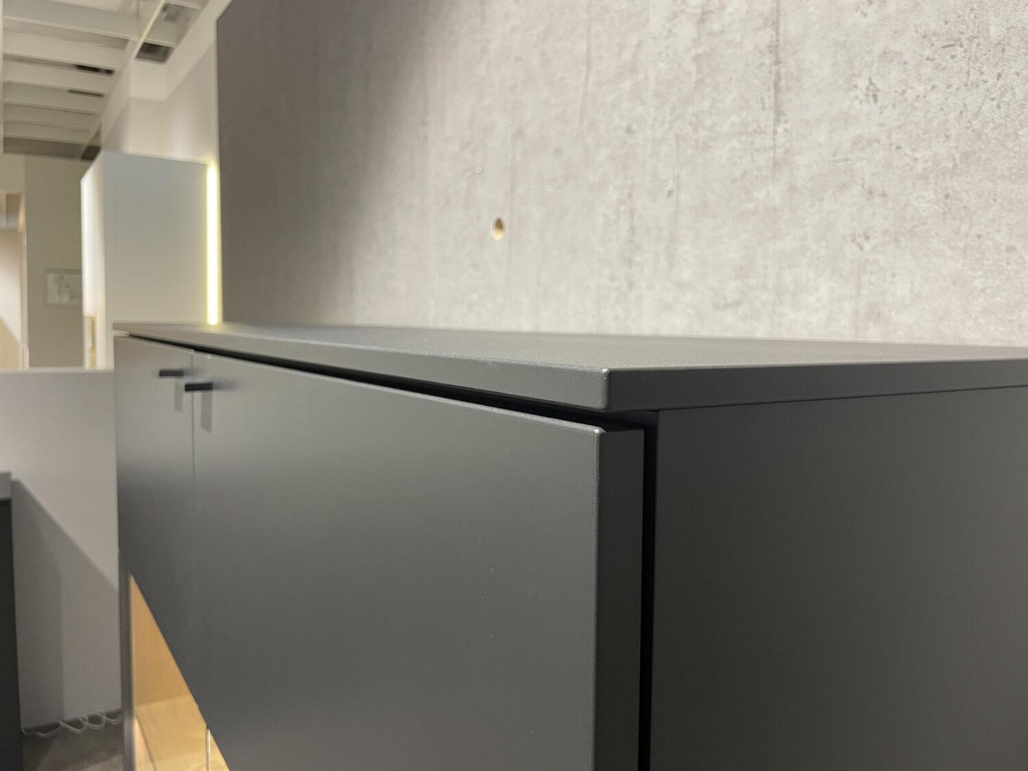 Venjakob - Highboard Lumea 7264 3893 Lack Anthrazit Matt Absetzung Eiche Gehackt Gebürstet Mit Beleuchtung - 4