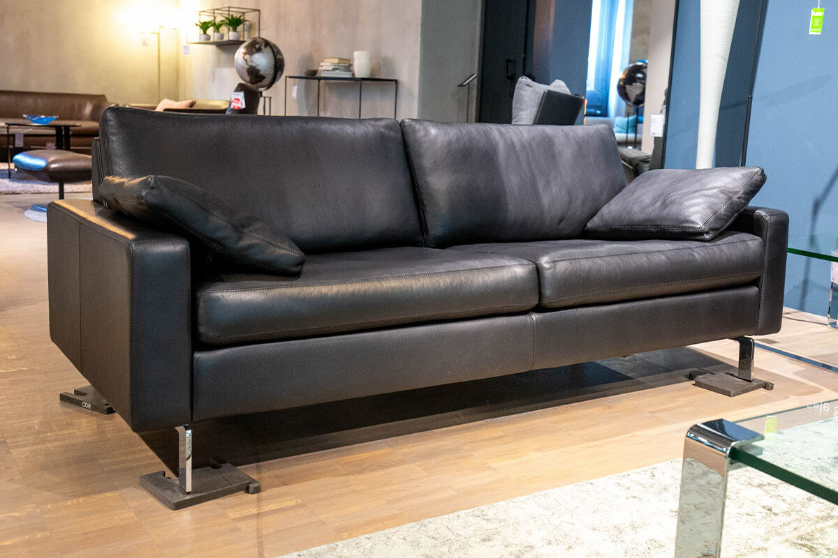COR - Sofa Conseta Leder 458 Schwarz Füße Verchromt Inklusive 2 Armlehnkissen - 3