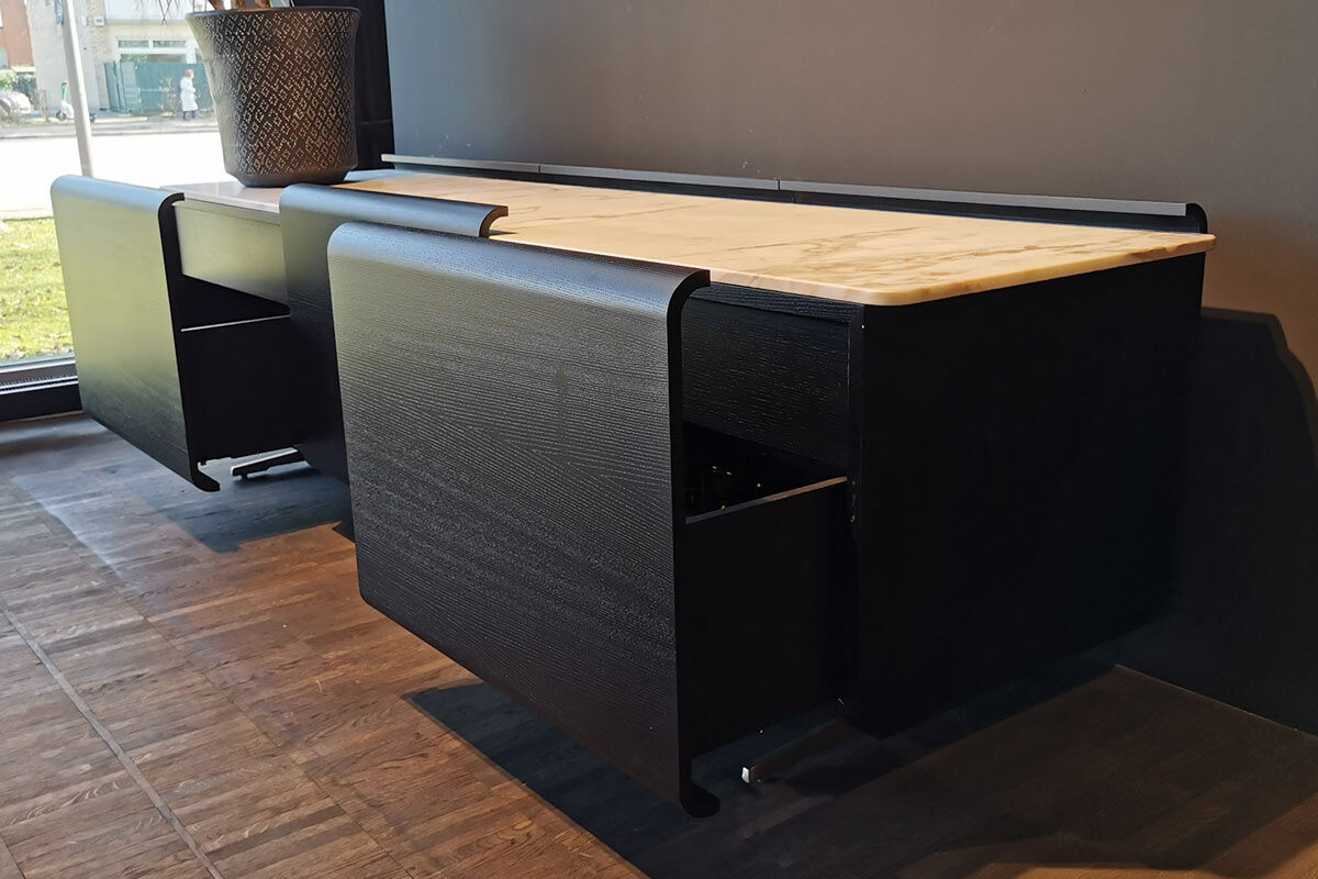 Flexform - Kommode Earl Esche Ebenholzfarben Gebeizt Marmor Clacatto Oro Matt Füße Aluminium Satiniert - 8