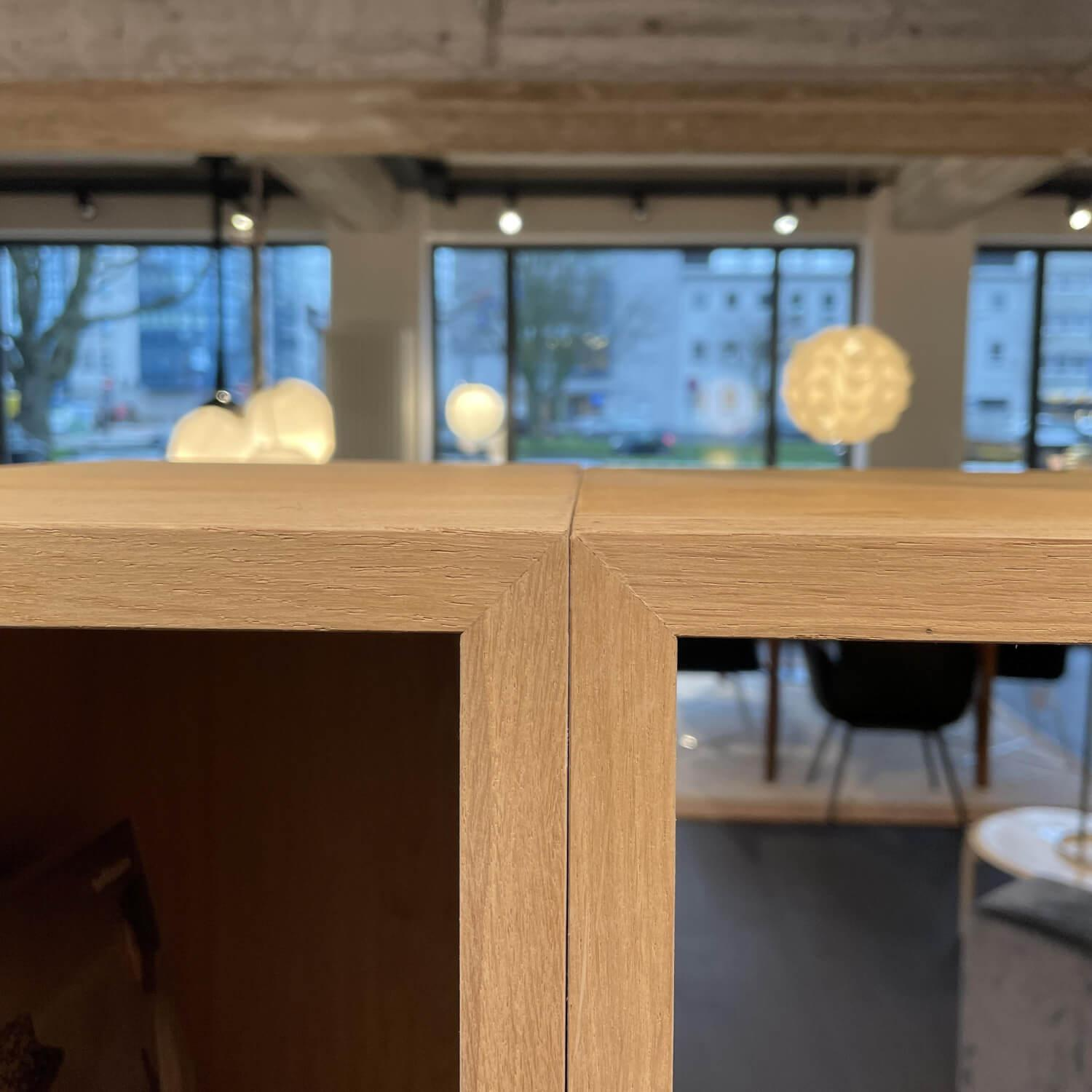 Muuto - Regalsystem Stacked Eiche Furniert Individuell Veränderbar Verbinderelemte Grau - 2
