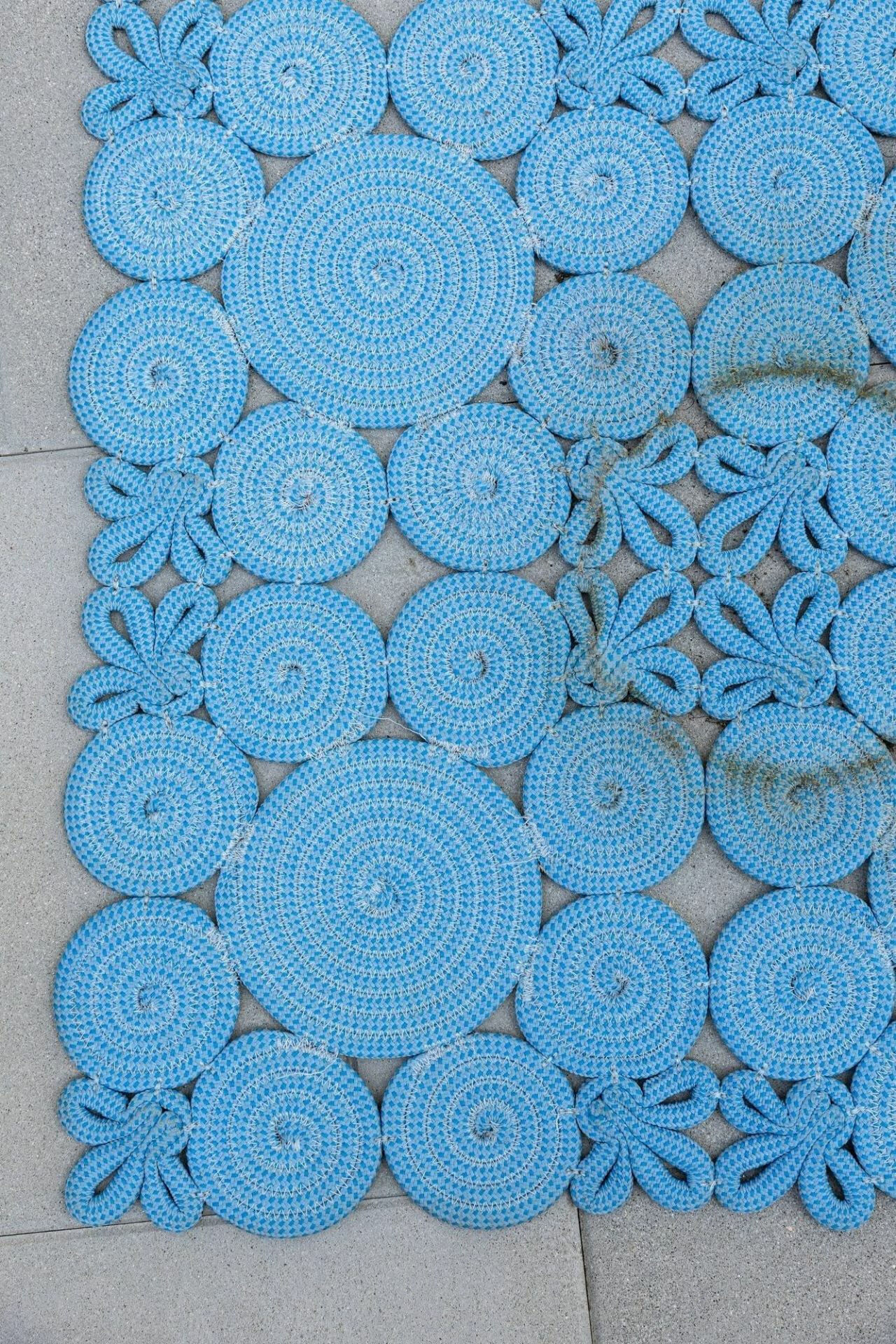 Paola Lenti - Outdoorteppich Spin TASN00B Stoff Fiordaliso Blu Chiaro T9857 Blau 198x198 - 2