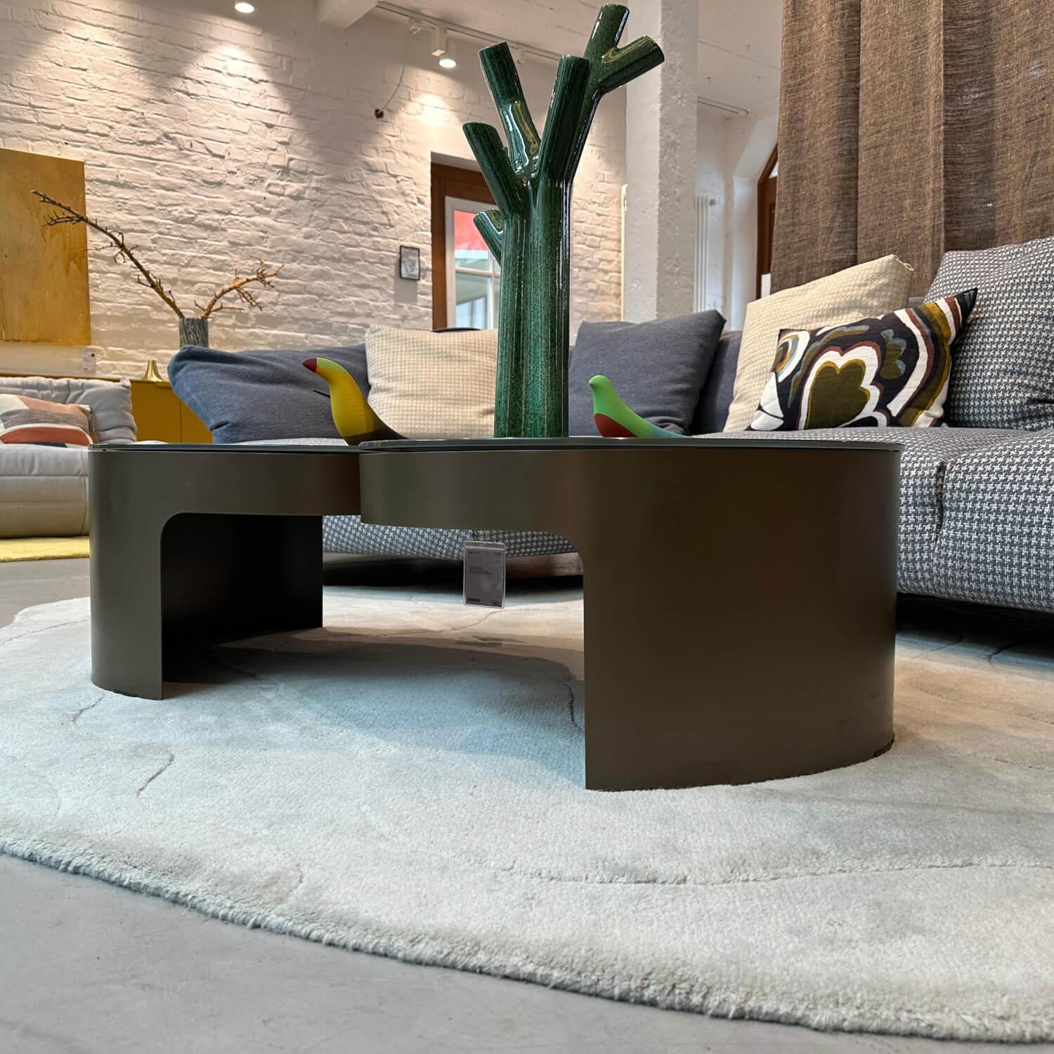 Ligne Roset - Couchtisch Pukka Platte Hartglas Bronzefarben Gestell Stahl Bronzefarben Matt Lackiert - 4