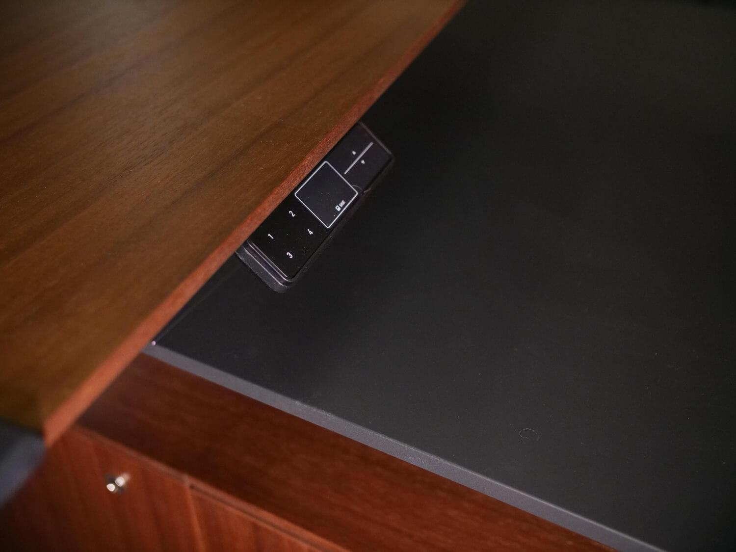 Walter Knoll - Keypiece Communication Desk Nussbaum Höhenverstellbar Mit Leder Ein- Und Auflagen - 19