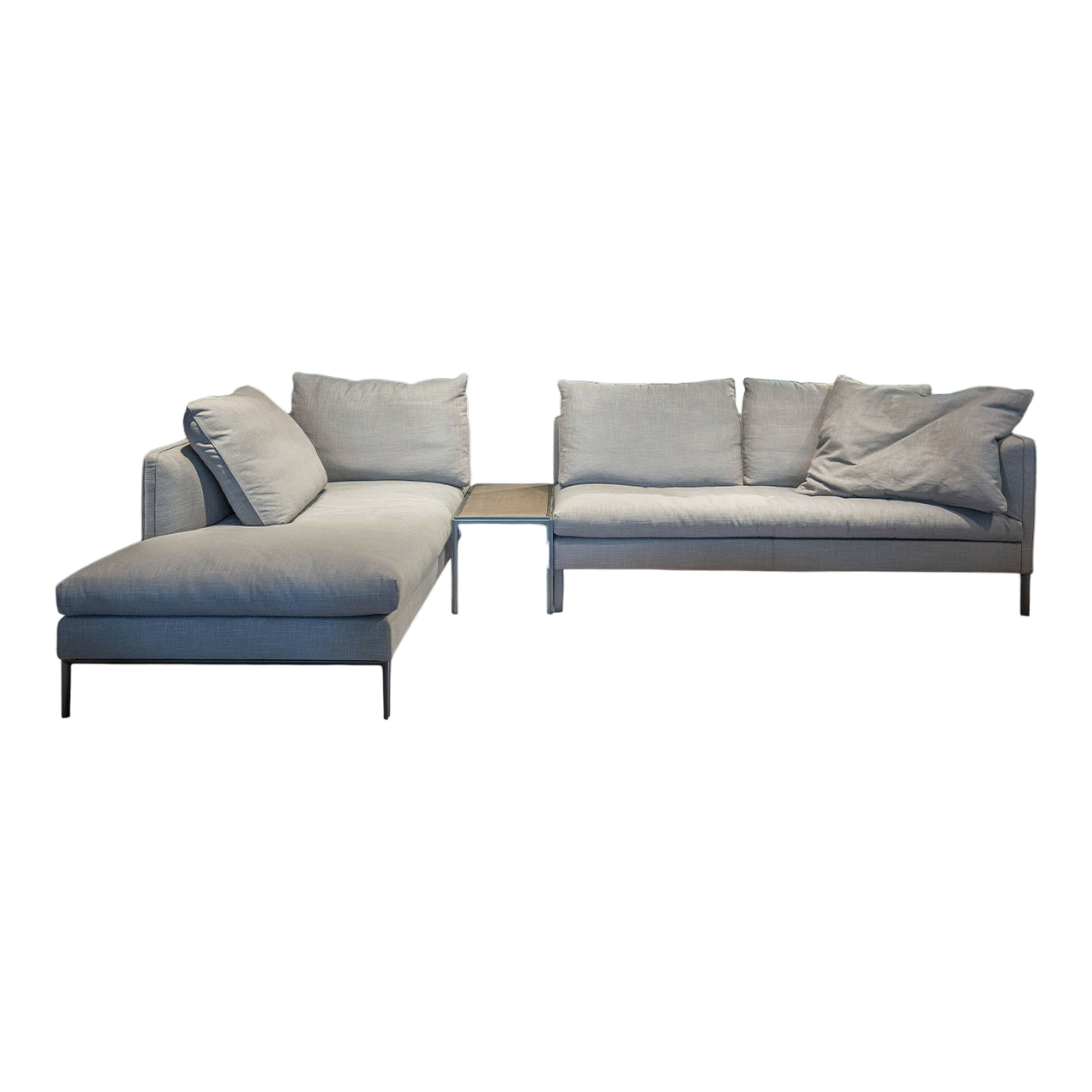 Molteni & C - Ecksofa Paul Stoff Katana Hellgrau Gestell Aluminium Zinnfarbig - 1