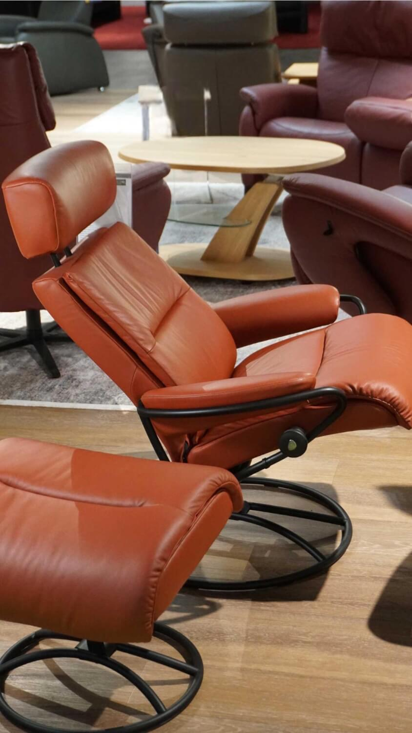 Stressless - Sessel Tokyo M Leder Dark Henna Rot Gestell Matte Black Schwarz Inklusive Hocker - 10