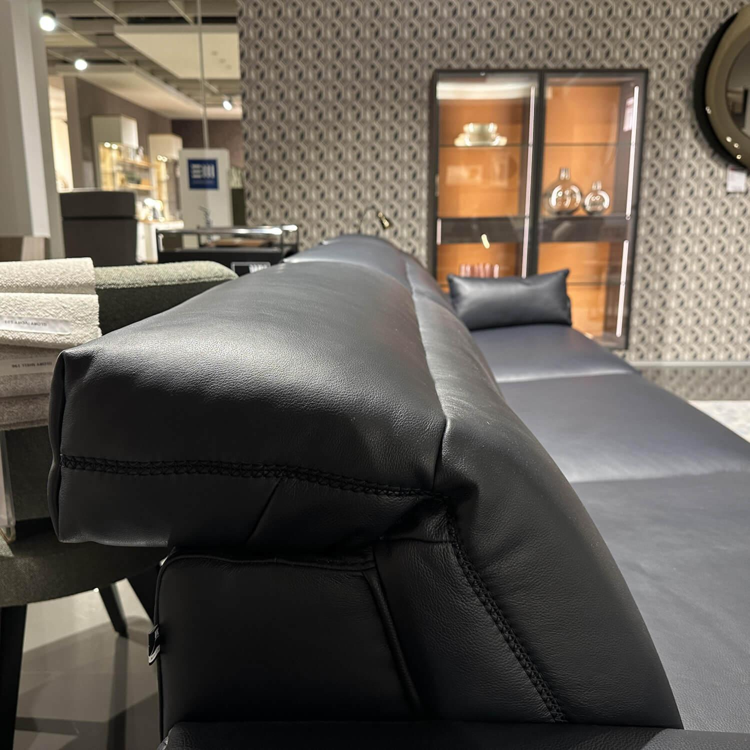 WK Wohnen - Ecksofa WK 660 Venosa LC 300 Leder Montana Night Schwarz Füße Black 01 Inklusive Kissen - 10