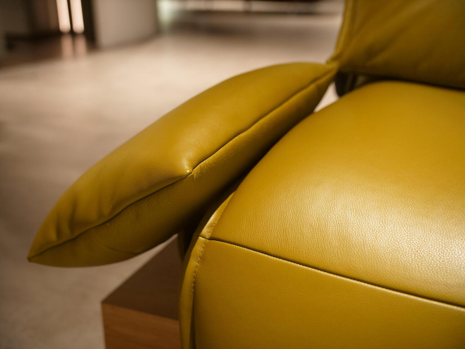 Koinor - Sofa Polstergarnitur Key West Bezug Leder C-Classic Avocado mit elektrischer Verstellung - 5