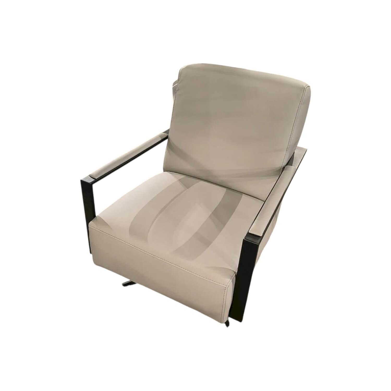 Koinor - Sessel Jadon Leder B Bull Nebbia Grau Armteil Und Drehkreuz Schwarz Matt - 1