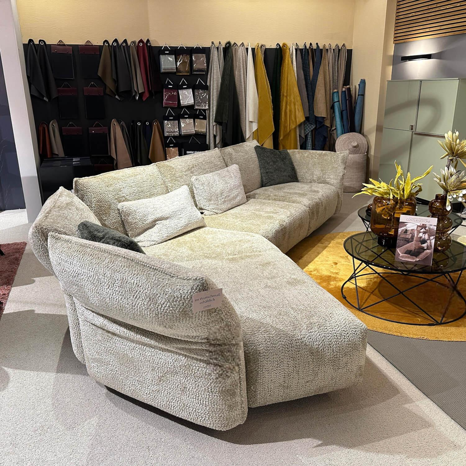 Contur - Wohnlandschaft CO Motone Stoff Lyon 07 Papyrus Beige Grau Fuß Verdeckter Gleiter Inklusive Kissen - 6