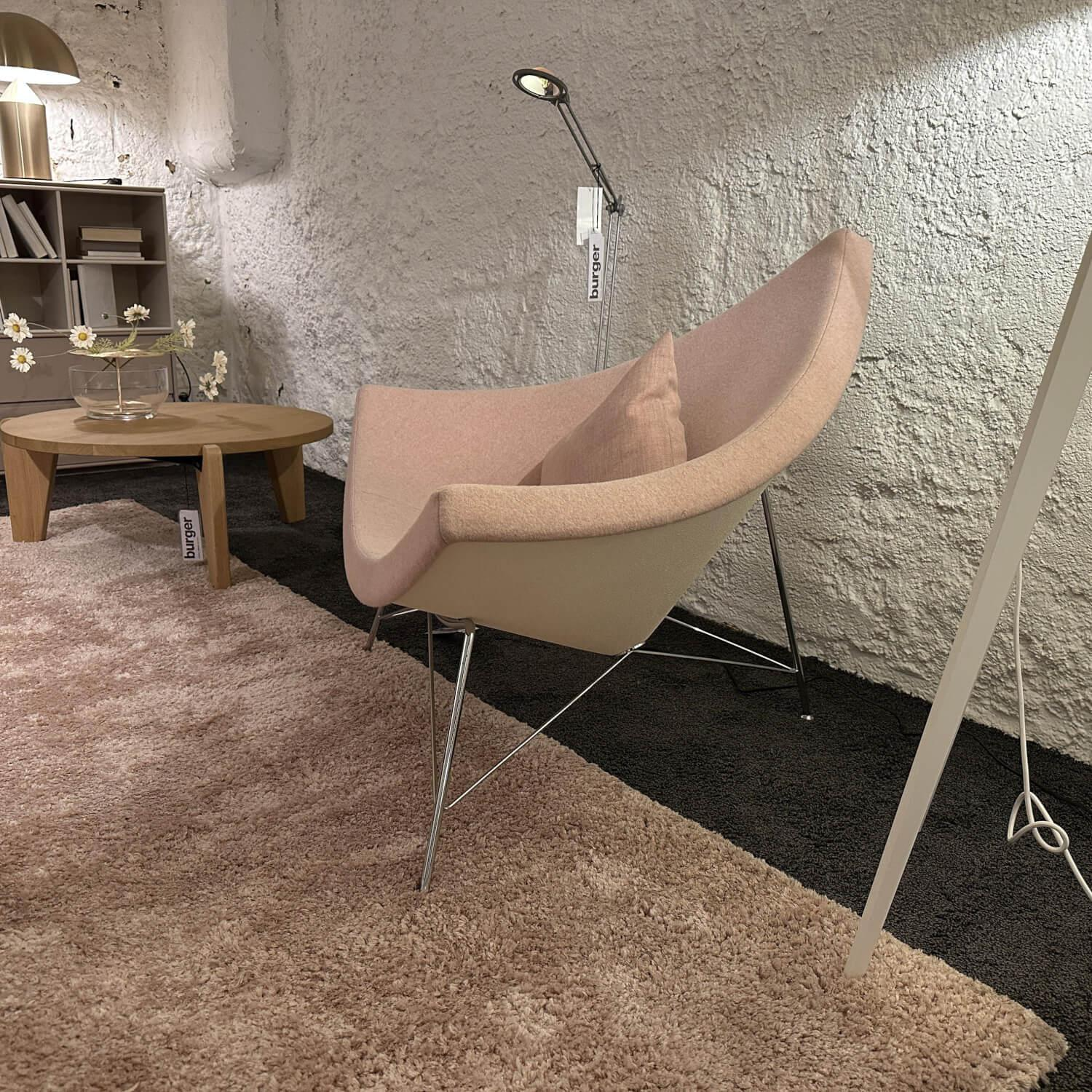 Sessel Coconut Chair Schale Kunststoff Weiss Bezug Stoff Divina 613 Hellrot Gestell Verchromt