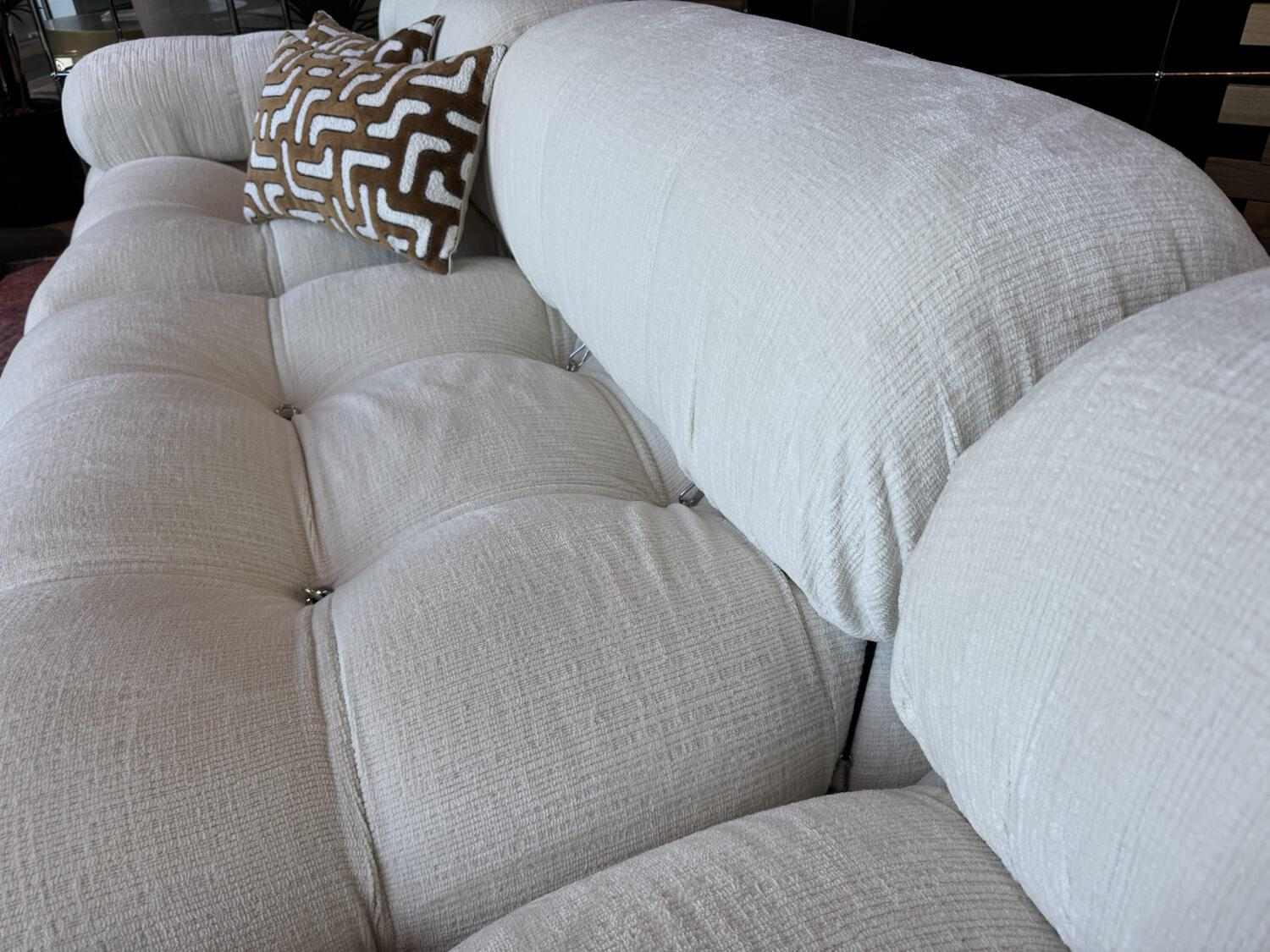 B&B Italia - Sofa Camaleonda Stoff Enia Elfenbeinweiß mit Hocker - 5
