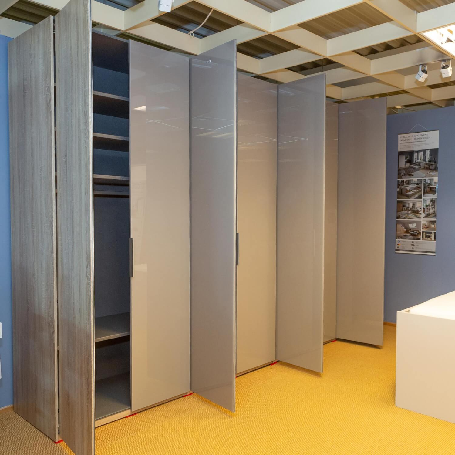 Nolte - Drehtürenschrank 8-Türig Horizont Sonoma Eiche Nachbildung Fangoglas - 5