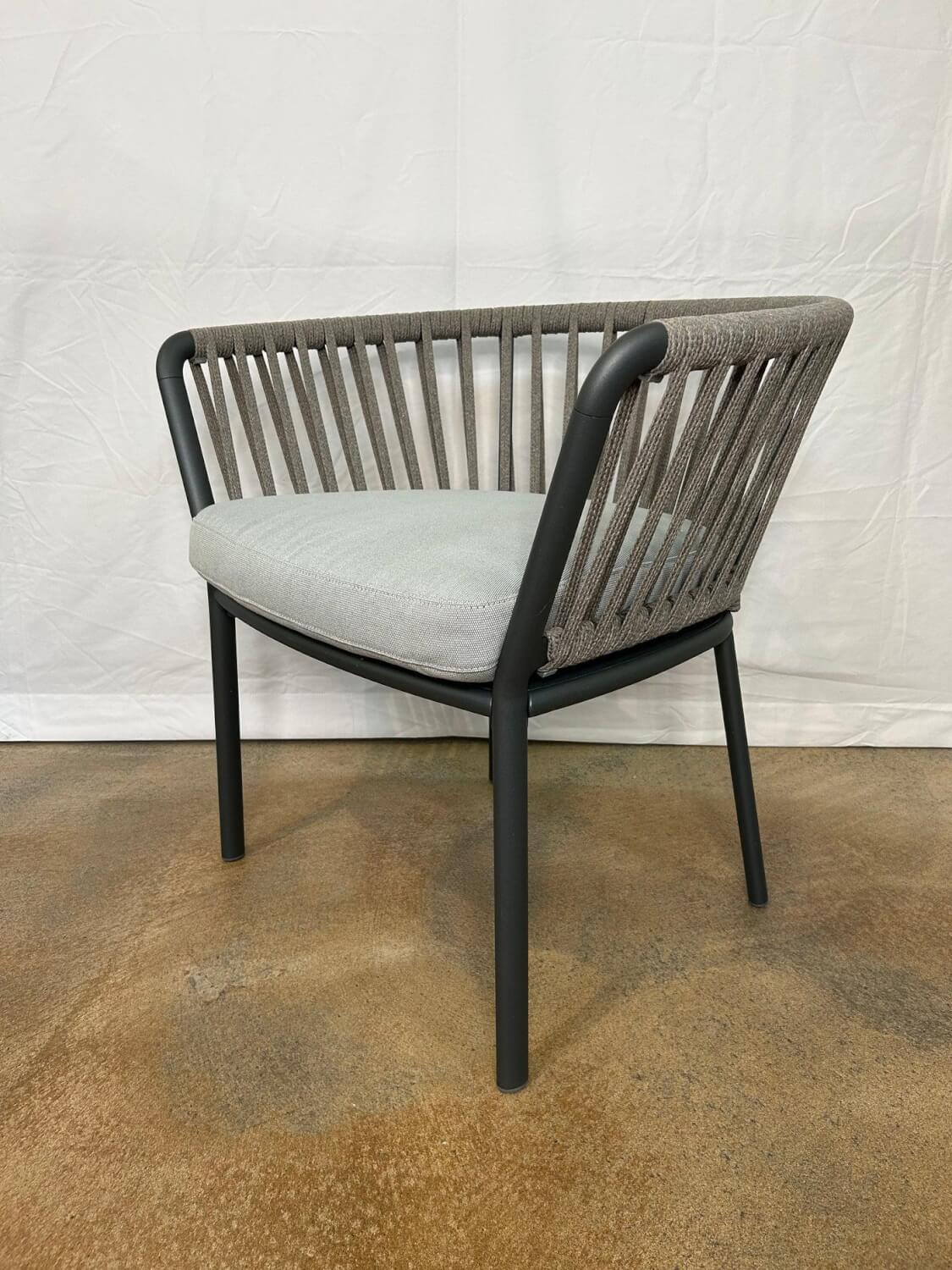 Fast - Outdoor Lounge Sessel Ria Rücken Seil Geflochten Braun Grau Gestell Aluminium Rock Liso Graph Grau Lackiert - 7
