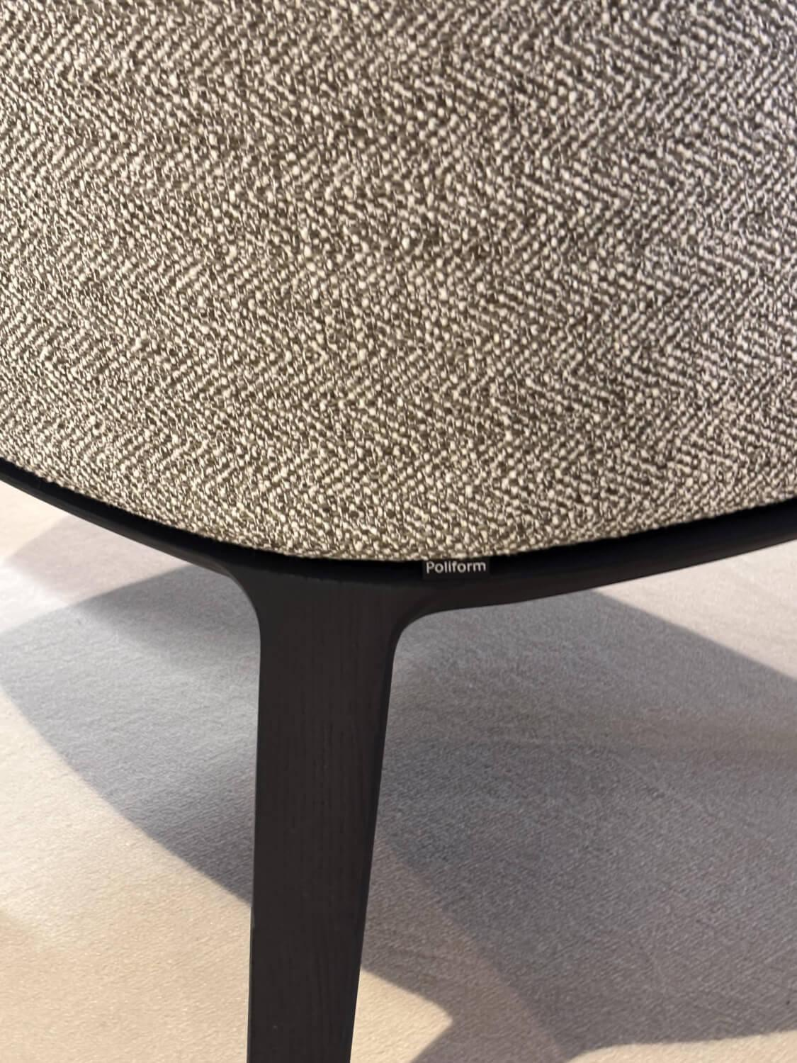 Poliform - 2er-Set Sessel Jane Stoff Skyros Grau Gestell Ulme Schwarz - 2