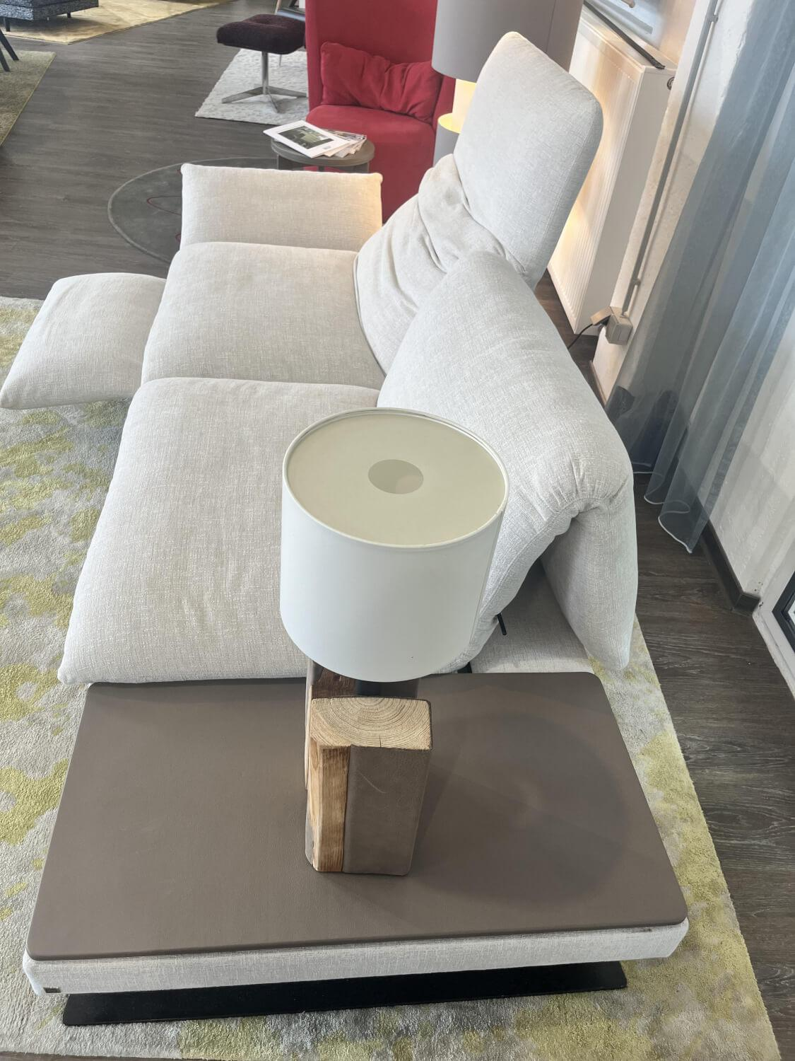 Bielefelder Werkstätten - Sofa Heaven Stoff Lance Beige Ablage Leder Taupe Kufen Metall Bronzefarbig Matt - 4