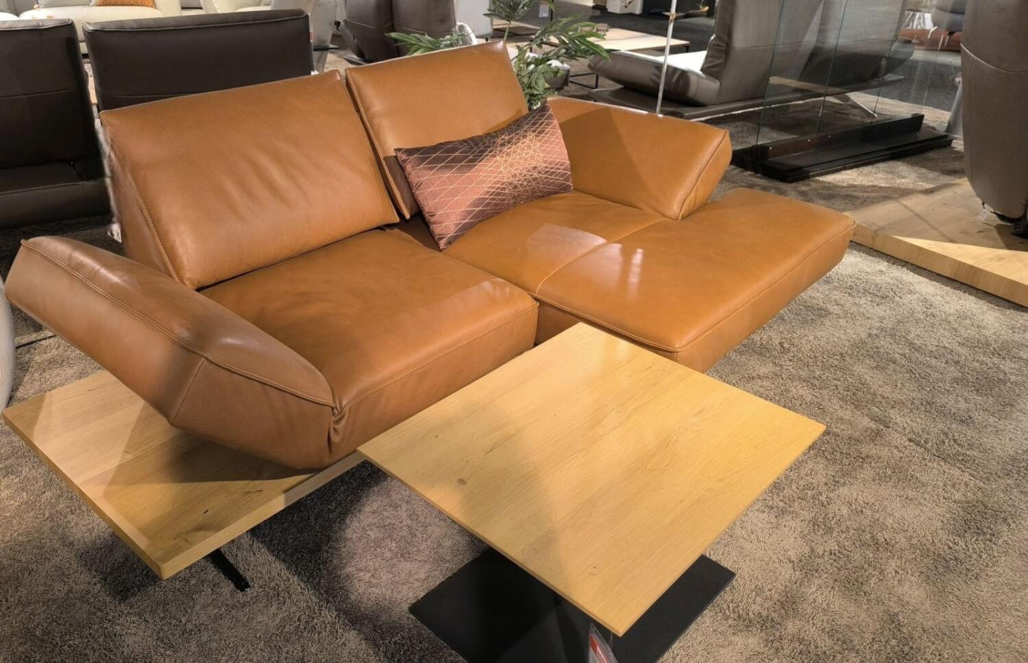 Koinor - Ecksofa Phoenix VZ Leder B Toro Whiskey Braun Plateau Wildeiche Natur Furniert Geölt Kufe Aluminium Schwarz Matt - 3
