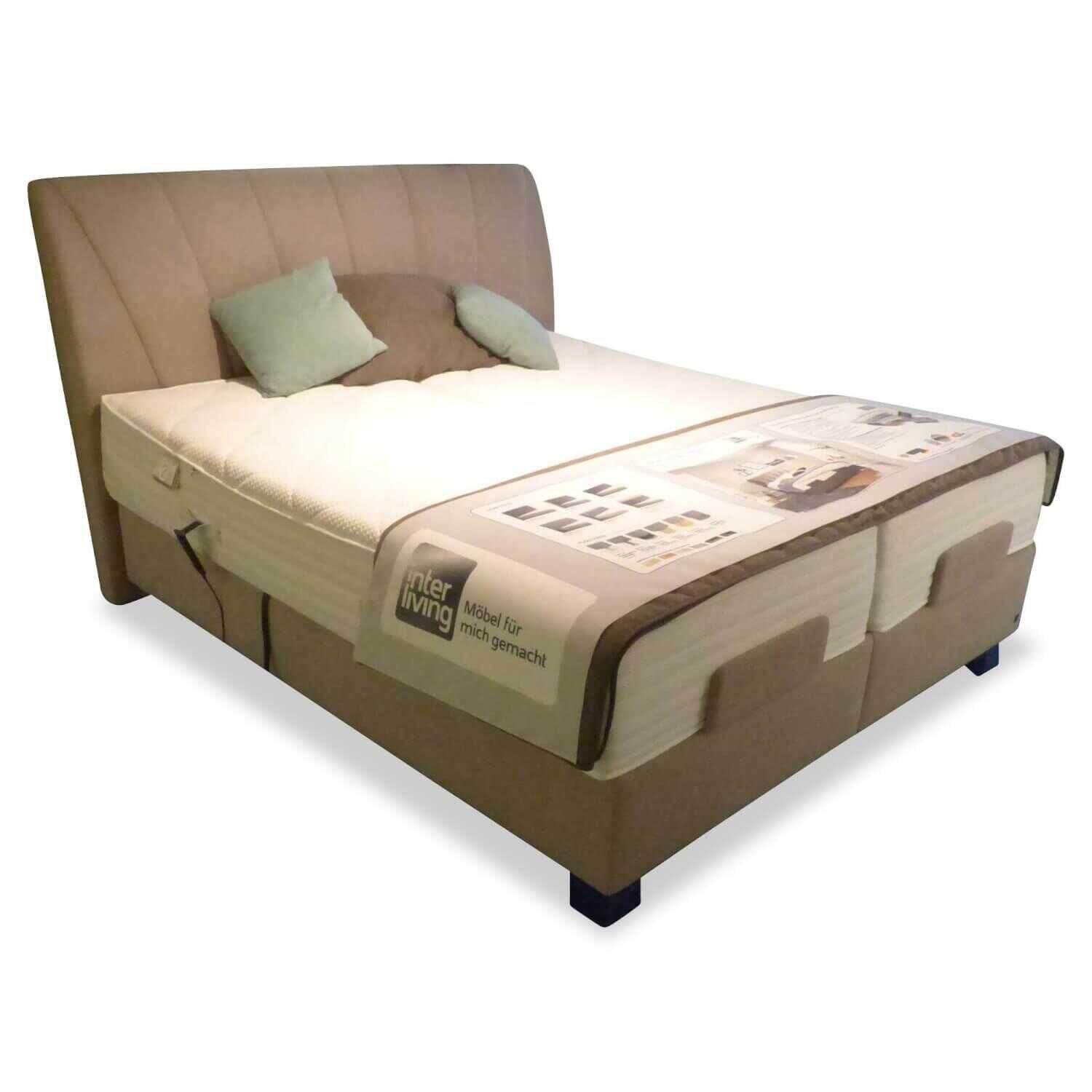 Bett 1405 Stoff Enjoy 3 Taupe Füße Metall Verchromt mit Matratzen, Tagesdecke und Zierkissen