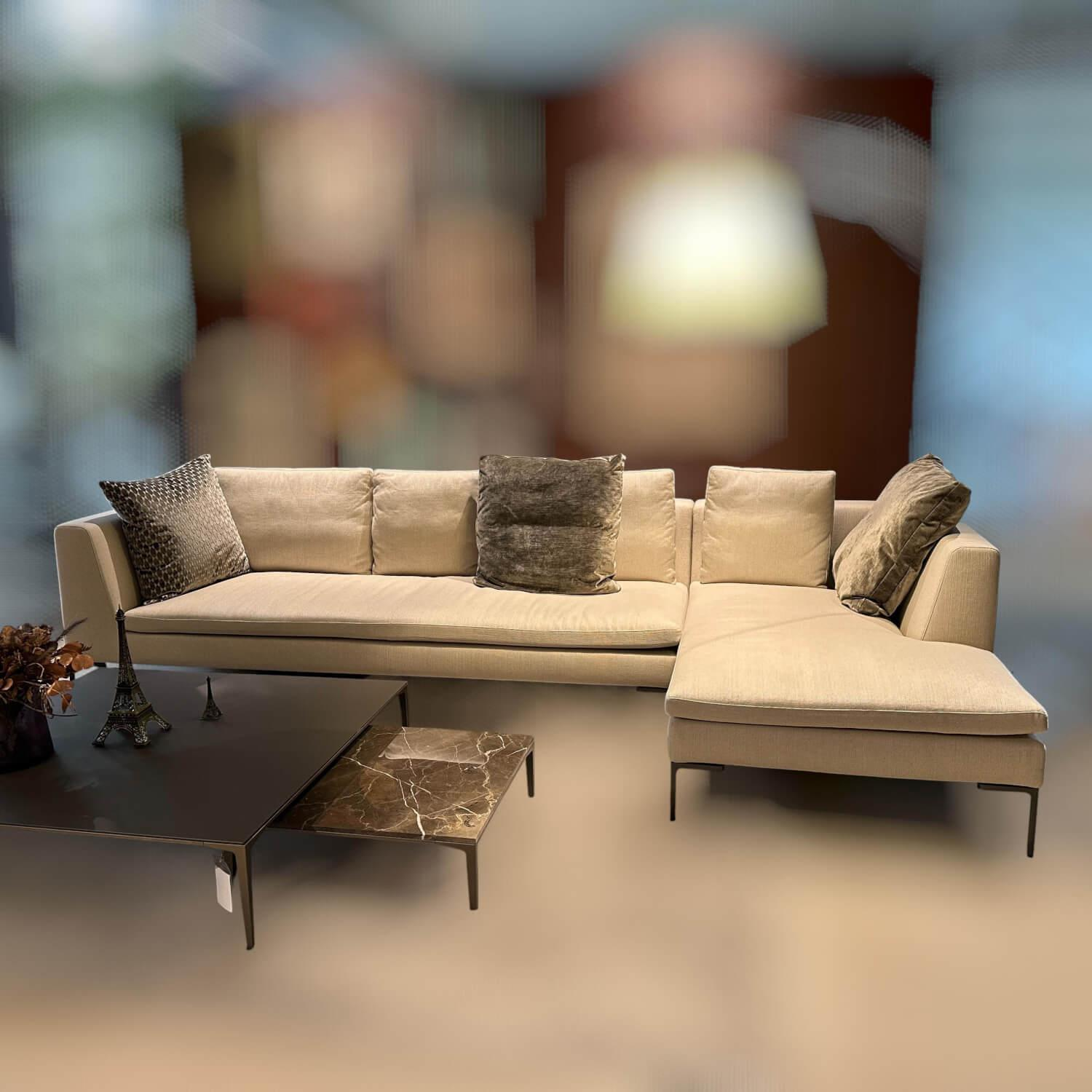 B&B Italia - Ecksofa Charles Stoff Salemi Beige Füße Aluminiumguss Schwarz Verchromt inkl. Dekokissen - 2