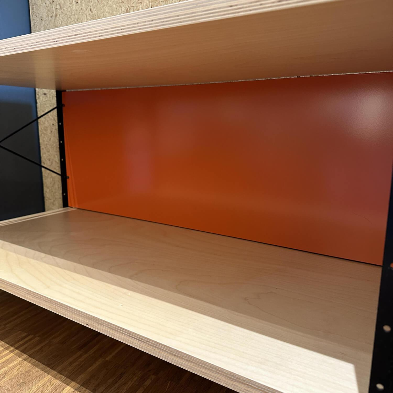 Vitra - Lowboard Eames Storage Units Ahornschichtholz Mit Birkenfurnier Braun Gestell Metall Und Aluminium Pulverbeschichtet Schwarz - 8