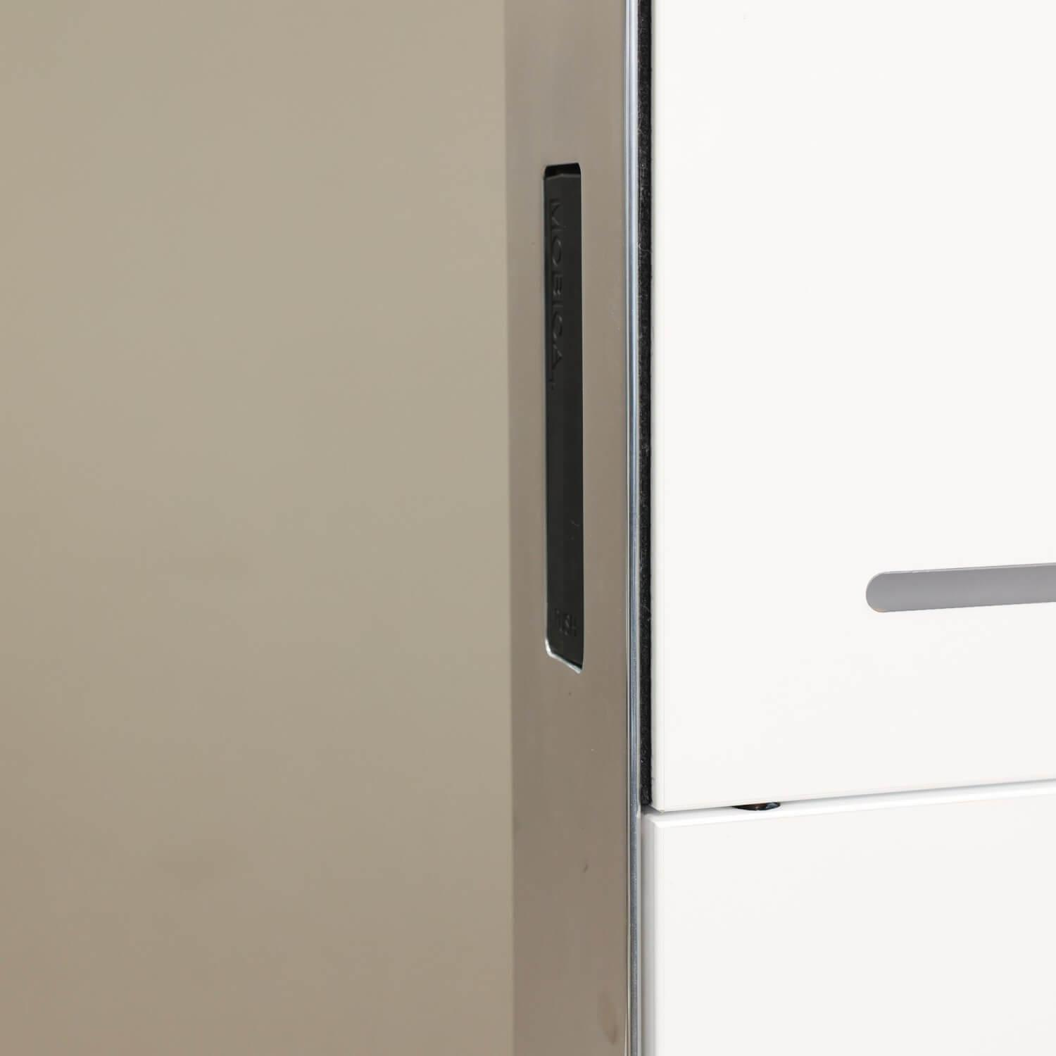 mobica+ - Mobiler Arbeitsplatz Nomado Kantenschutz Aluminiumprofil Wand Hochglanzbeschichtung Fuß Aluminium Poliert - 7