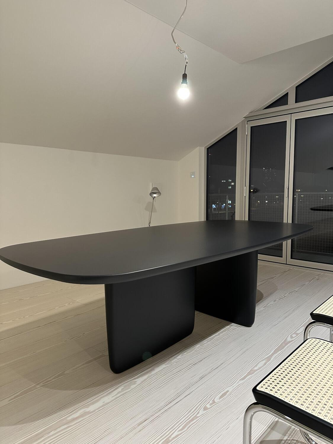 B&B Italia - Esstisch Tobi Ishi Tischplatte T240R MDF 9907E Anthrazit Satiniert Ohne Stühle - 3