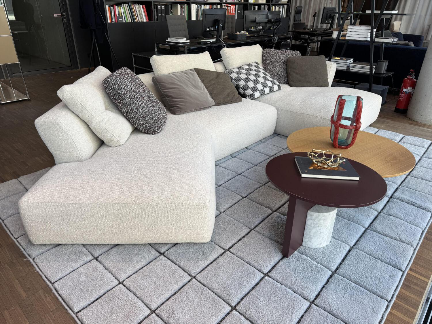 Cassina - Sofa Sengu Bold Stoff Look Corda Grau Weiß ohne Dekokissen - 7