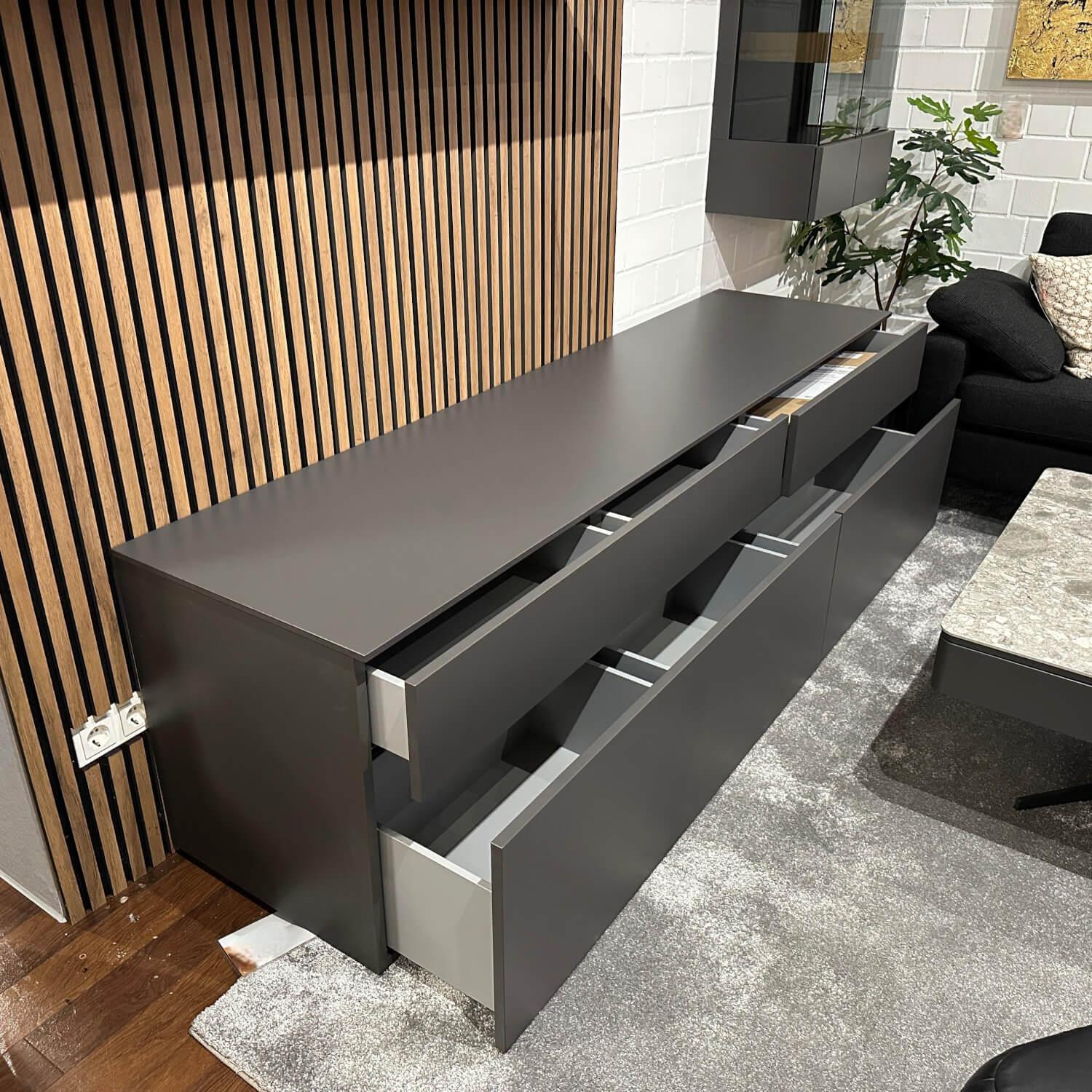 Loddenkemper - Wohnwand Minos 9806 Lack Schiefergrau Matt Absetzung Balkeneiche - 4