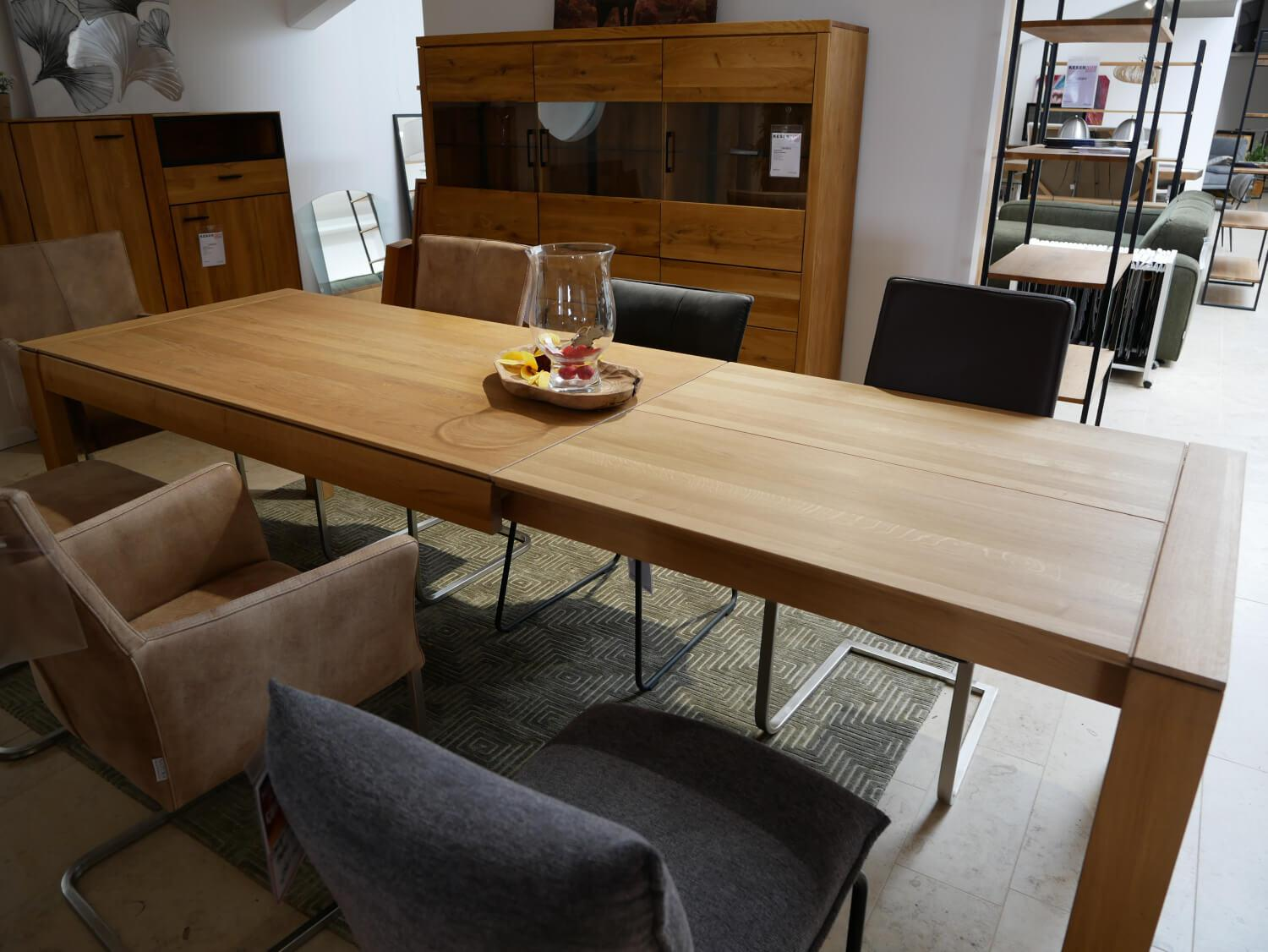 Decker - Esstisch 5100 Eiche Massiv Bianco mit Verlängerungsplatte - 5