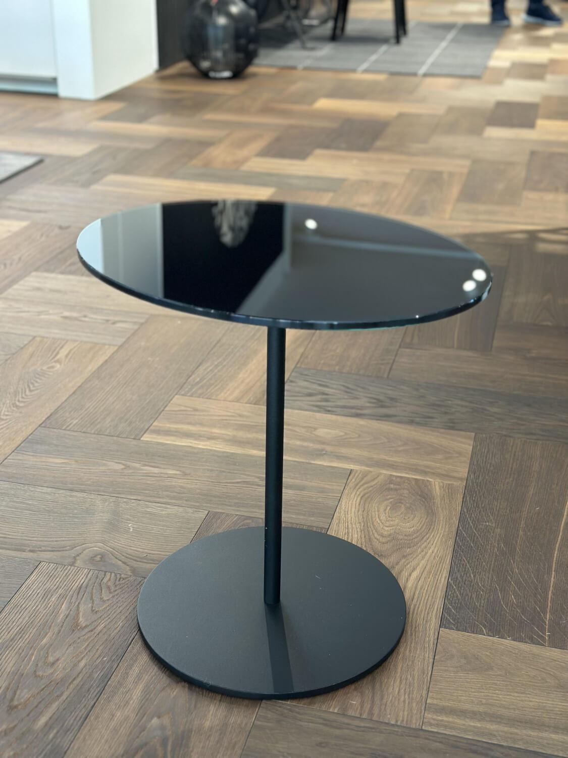 Bielefelder Werkstätten - Table Kelly T 116 100 Top glass black lacquered Frame metal black matt powder-coated - 2