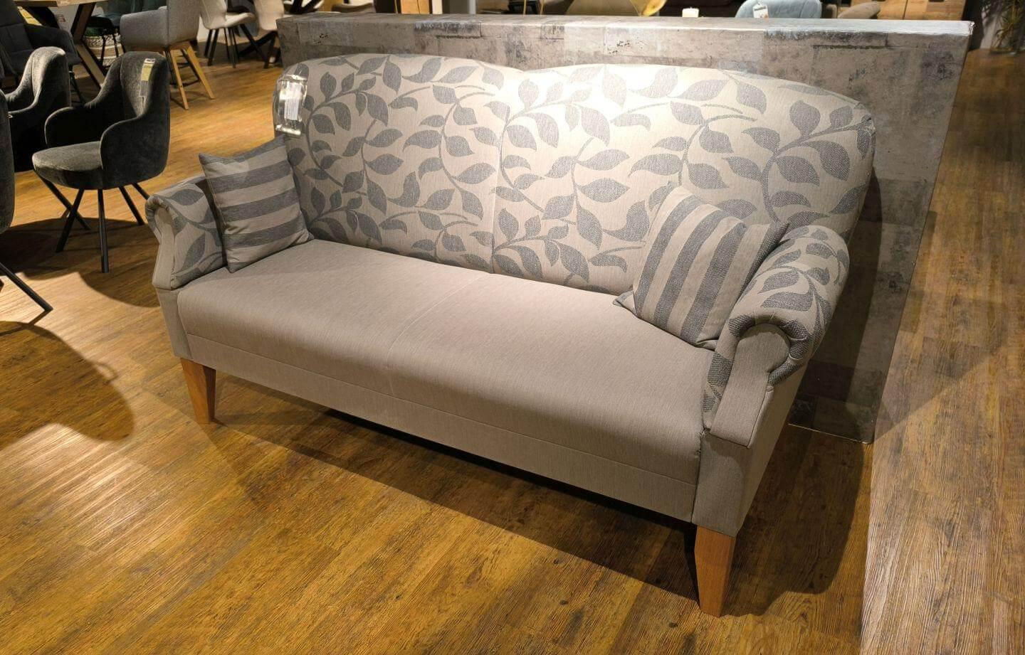 Barnickel - Sofabank Georgia Stoff 52 109 09 Grau Und 52 109 29 Grau Füße Eiche Geölt Inklusive Kissen - 2