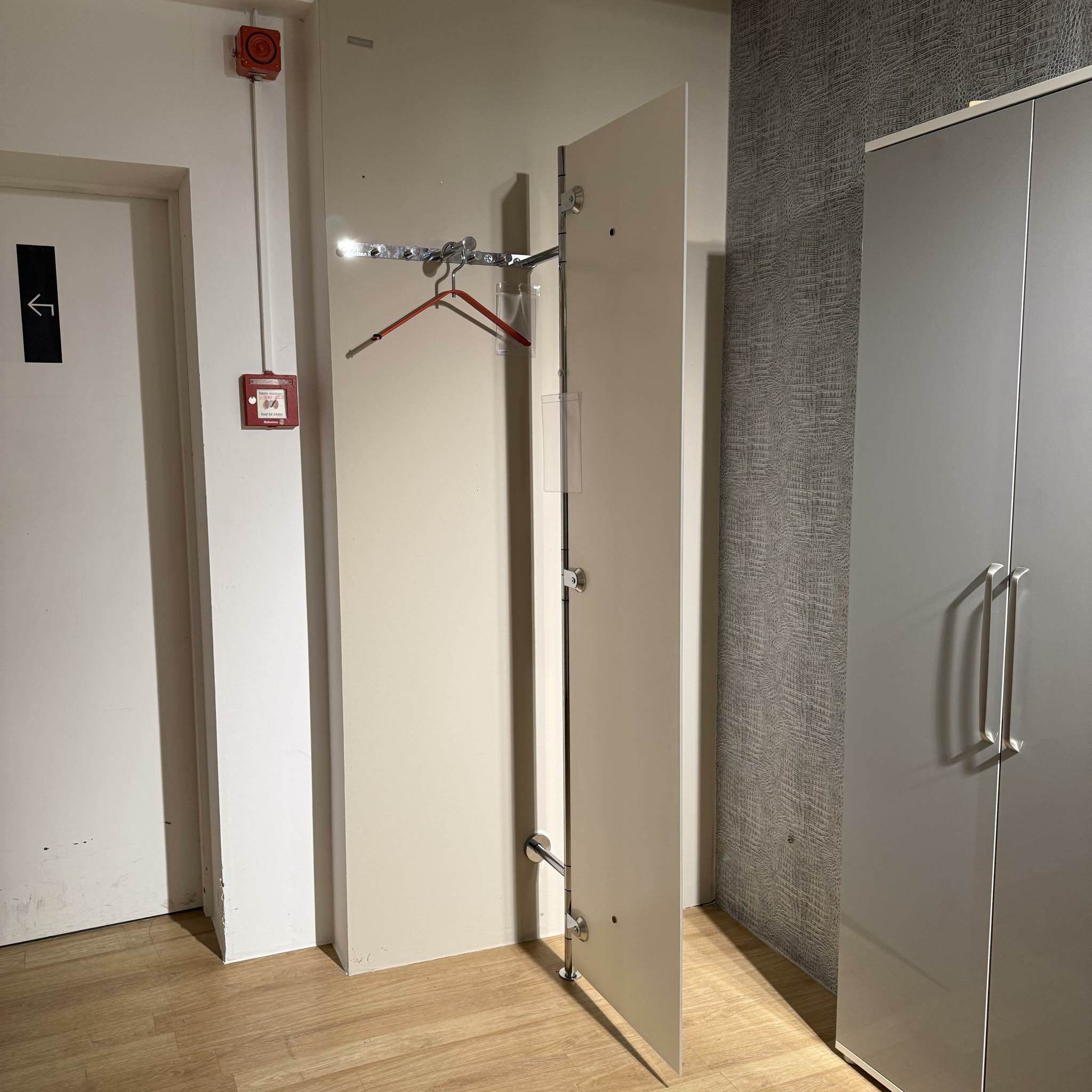 Rosconi - Garderobe Alba Chrom Glänzend Und Glas Ultra White Weiß Satinato - 2