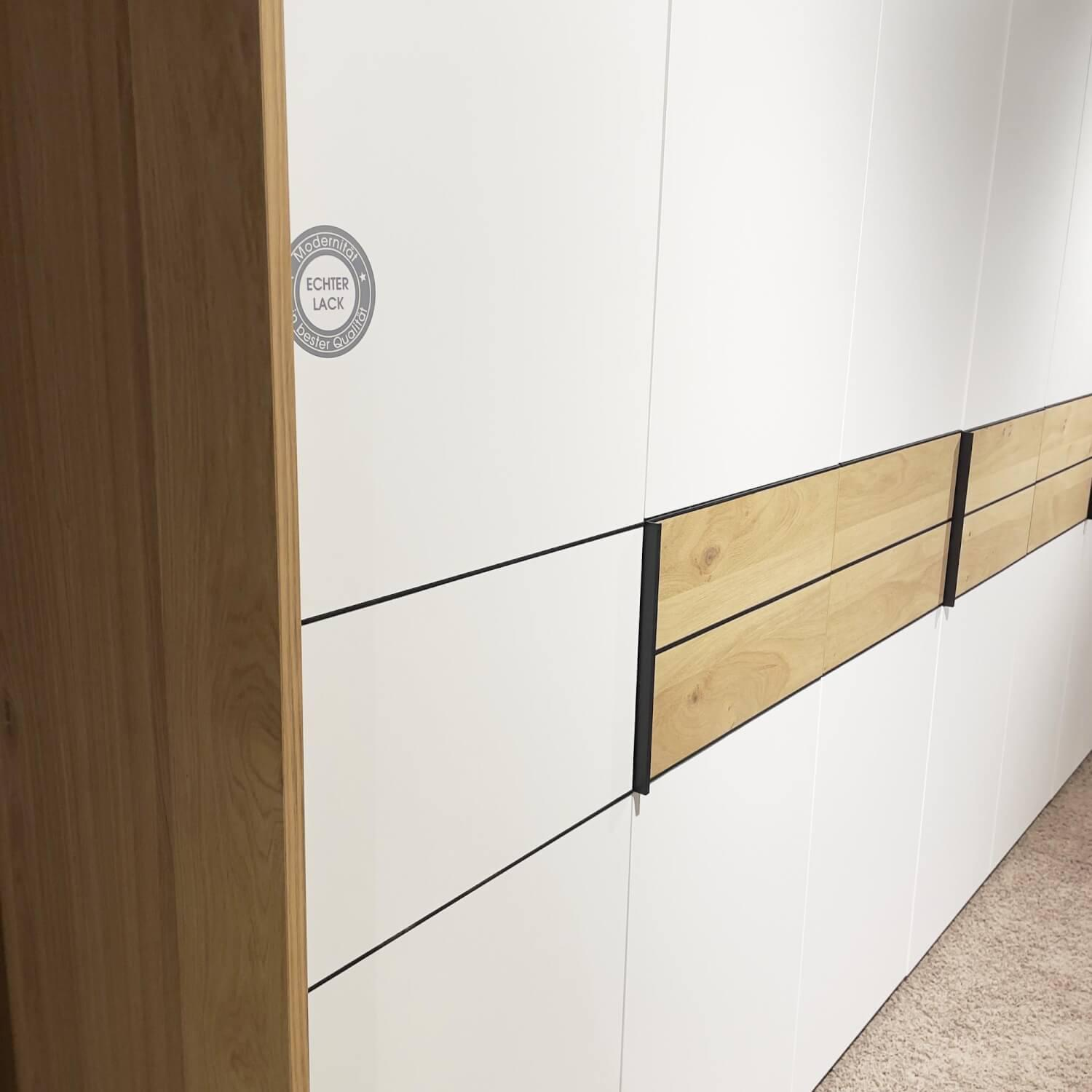 Schlafzimmer Madiva Lack Weiß Balkeneiche Echtholz Furniert Bauchbinde Mit LED Beleuchtung Ohne Matratze Und Lattenrost