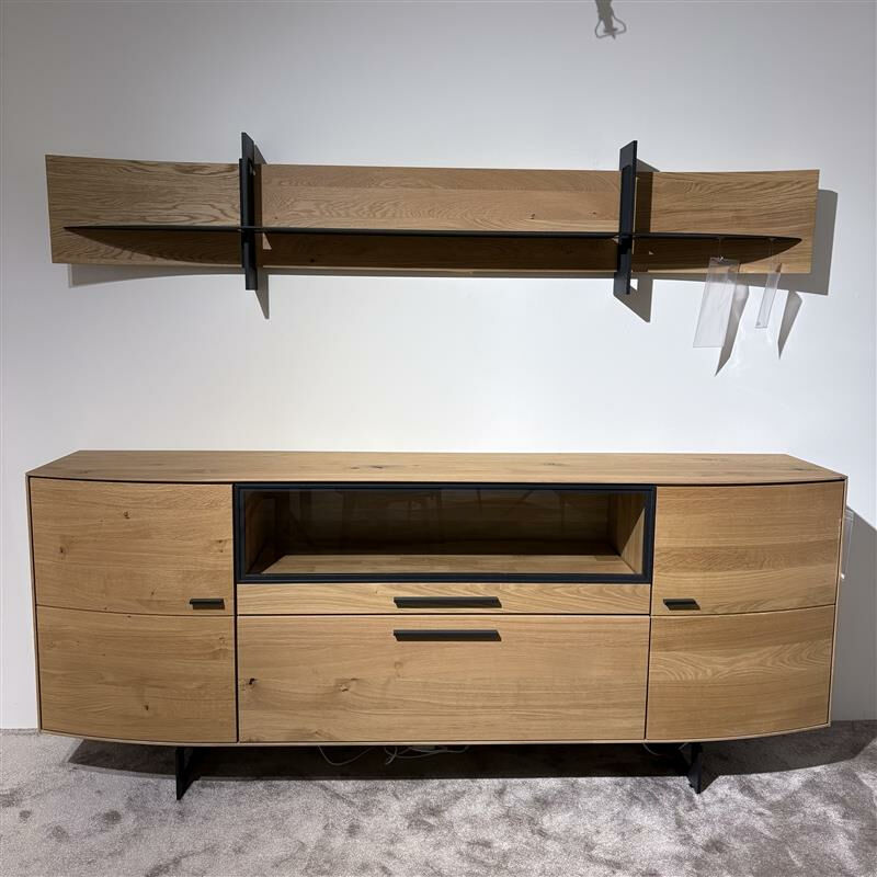 Wöstmann - Sideboard Giulia mit L-Wandboard Korpus Wildeiche Massiv Soft Gebürstet Front Wildeiche Massiv Soft Gebürstet Und Glas Gestell Metall Schwarz - 7